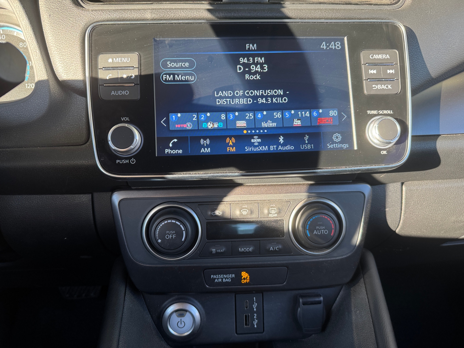 Thumbnail: 2025 Nissan Leaf - 4