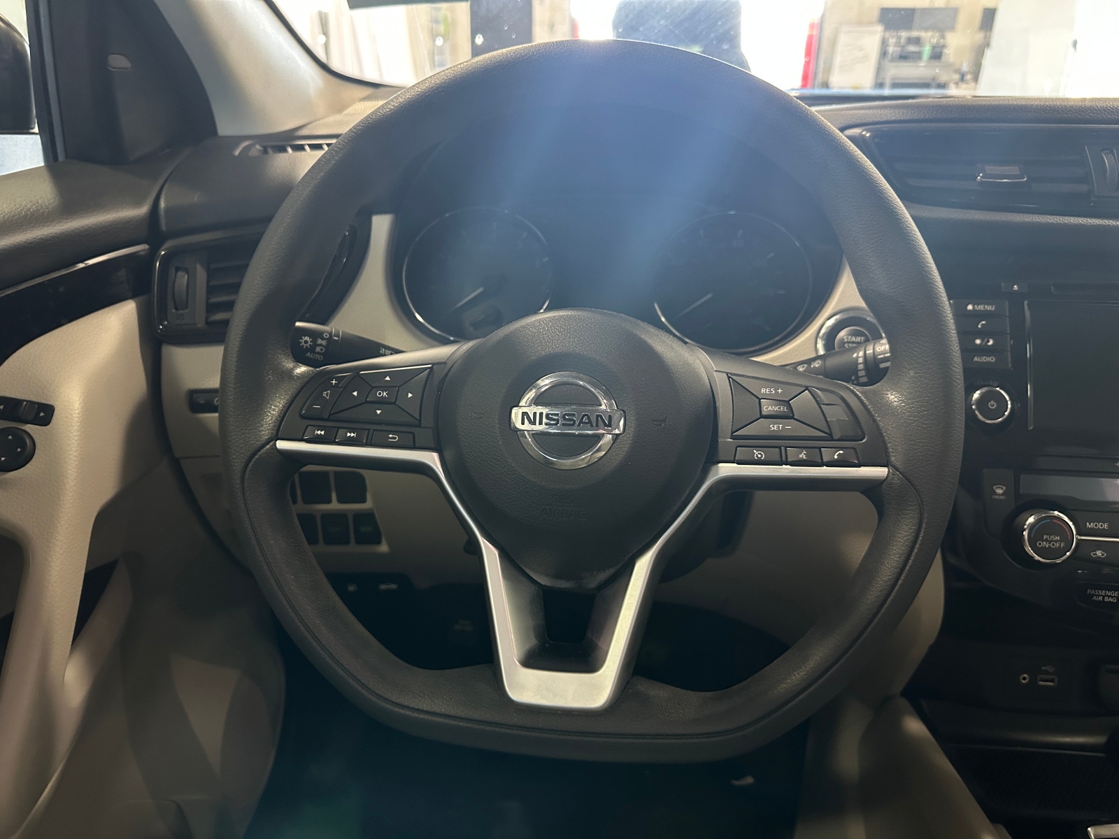 Thumbnail: 2020 Nissan Rogue Sport - 5