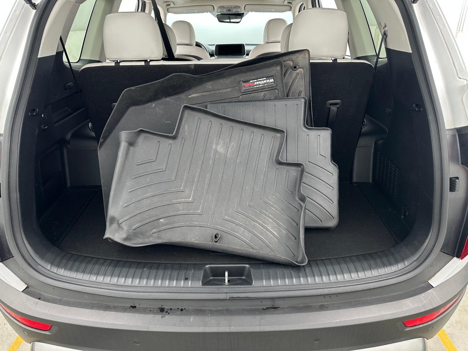 Thumbnail: 2022 Kia Telluride - 6