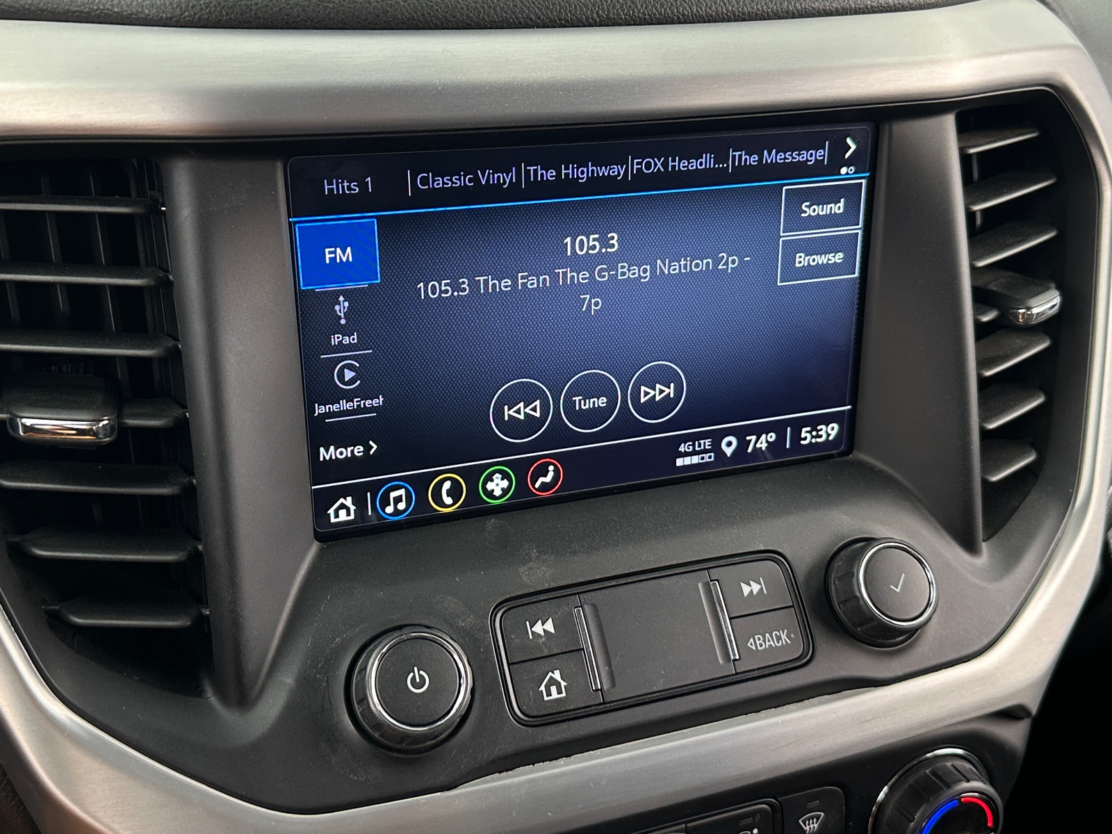 Thumbnail: 2021 GMC Acadia - 4