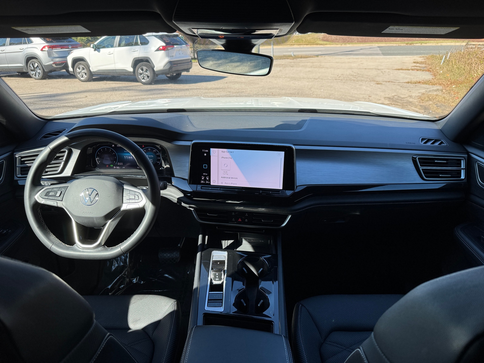 Thumbnail: 2025 Volkswagen Atlas - 3