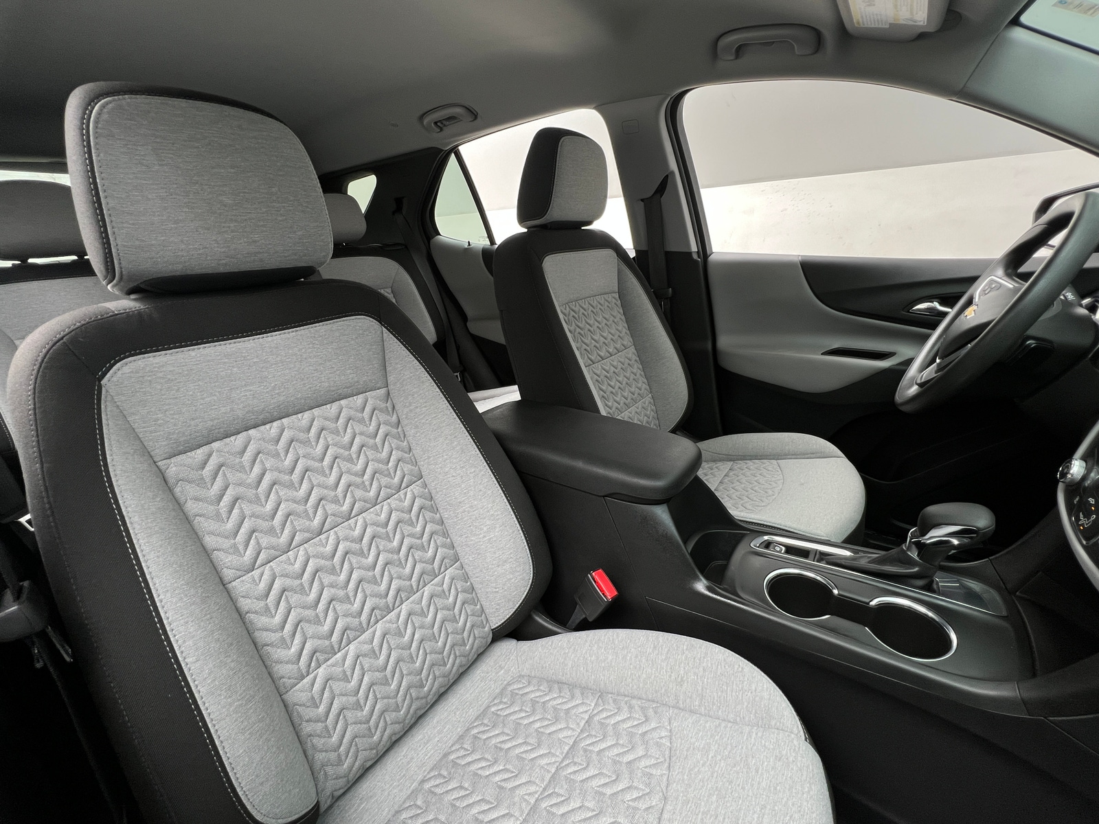 Thumbnail: 2022 Chevrolet Equinox - 2