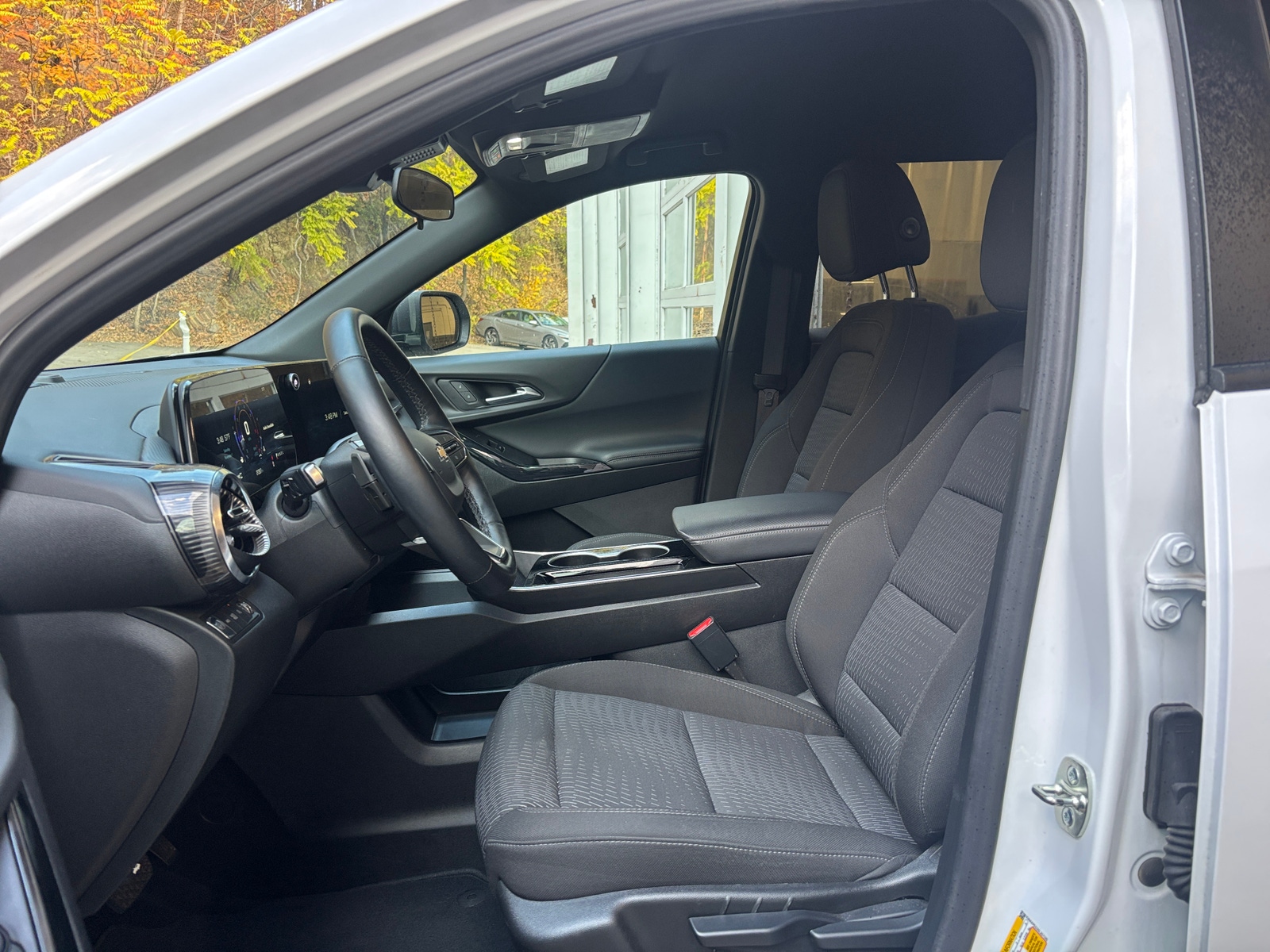 Thumbnail: 2025 Chevrolet Equinox - 2