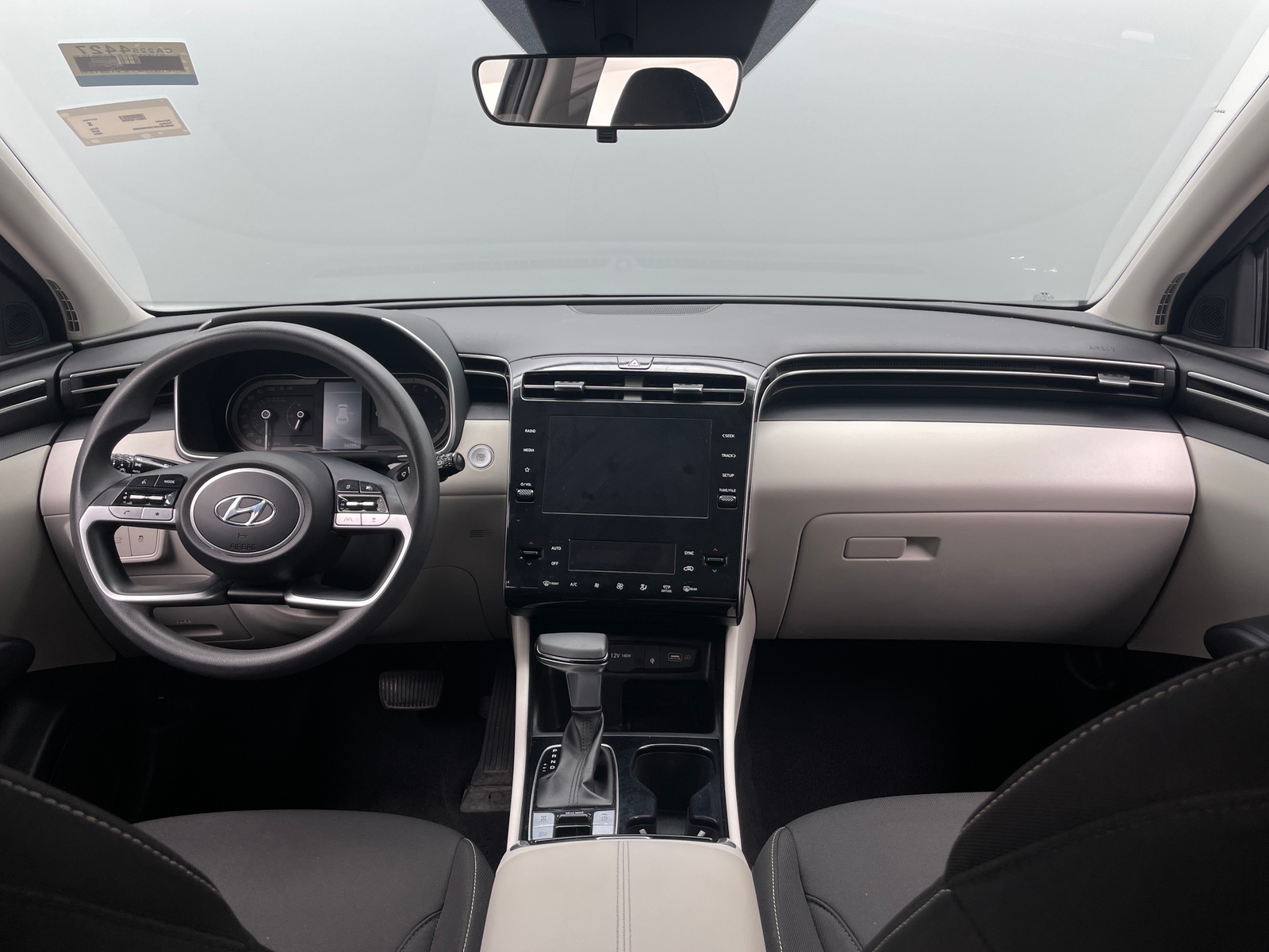 Thumbnail: 2024 Hyundai Tucson - 3