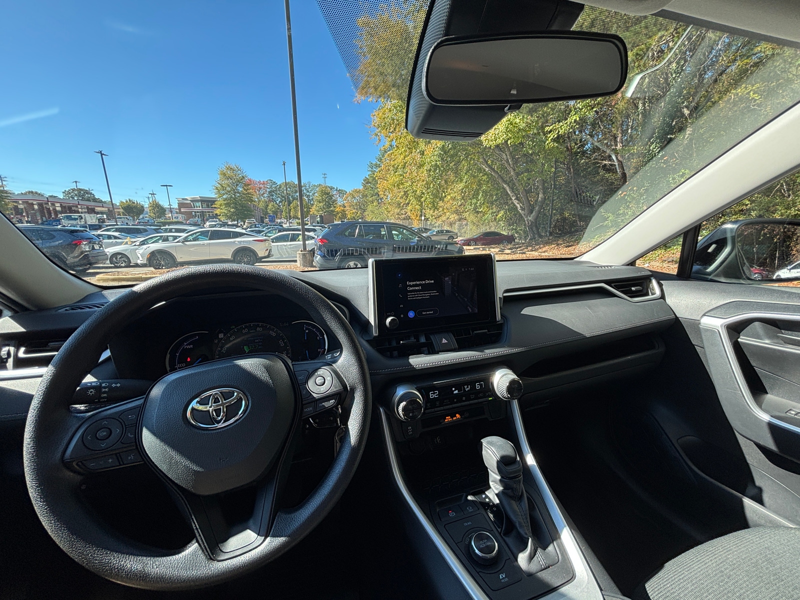 Thumbnail: 2025 Toyota RAV4 - 3