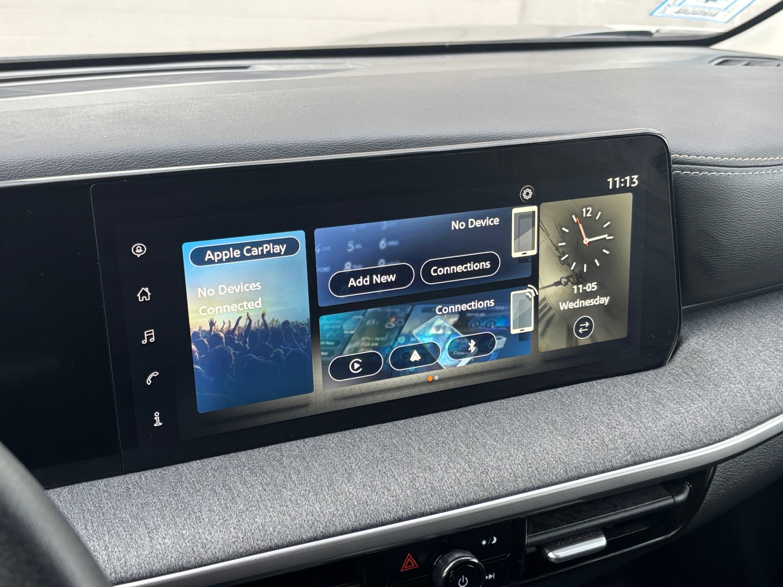 Thumbnail: 2025 Nissan Kicks - 4