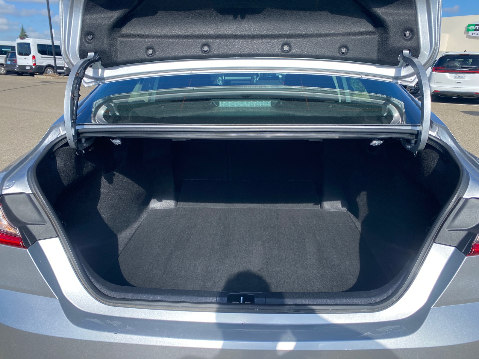 Thumbnail: 2025 Toyota Camry - 6