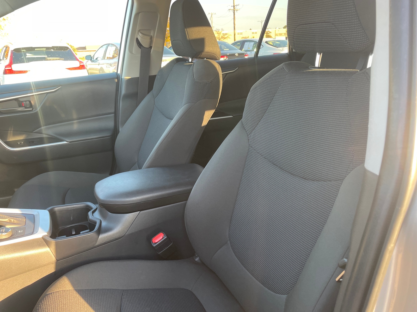 Thumbnail: 2025 Toyota RAV4 - 2