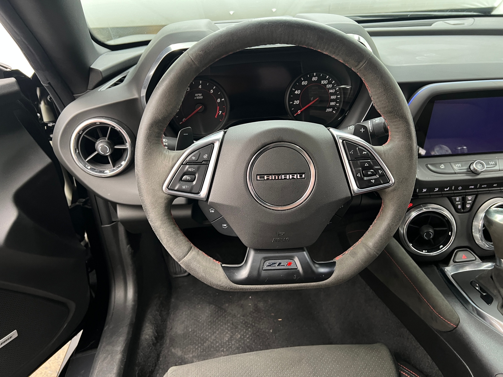 Thumbnail: 2019 Chevrolet Camaro - 3