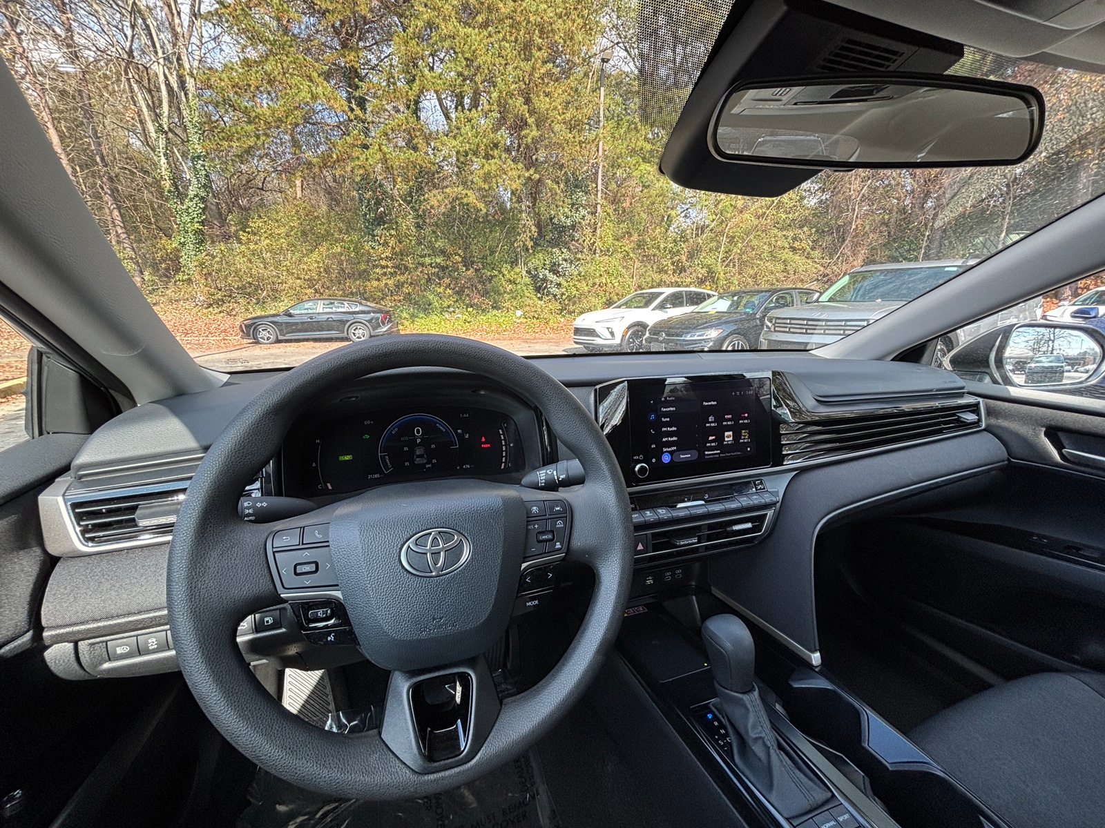 Thumbnail: 2025 Toyota Camry - 3