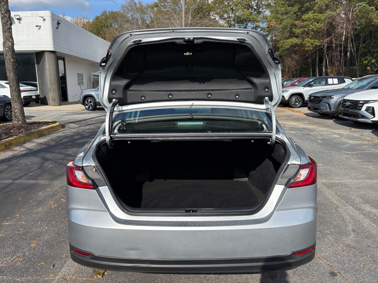 Thumbnail: 2025 Toyota Camry - 6