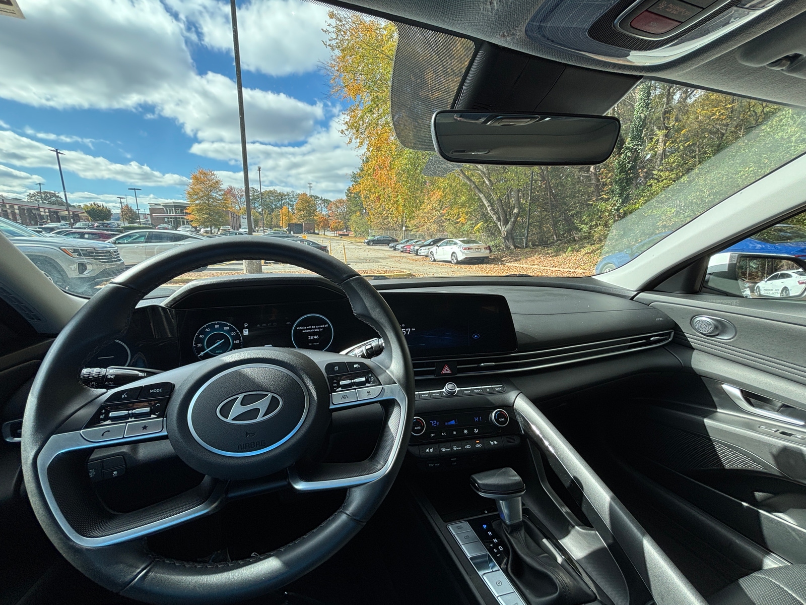 Thumbnail: 2025 Hyundai Elantra - 3