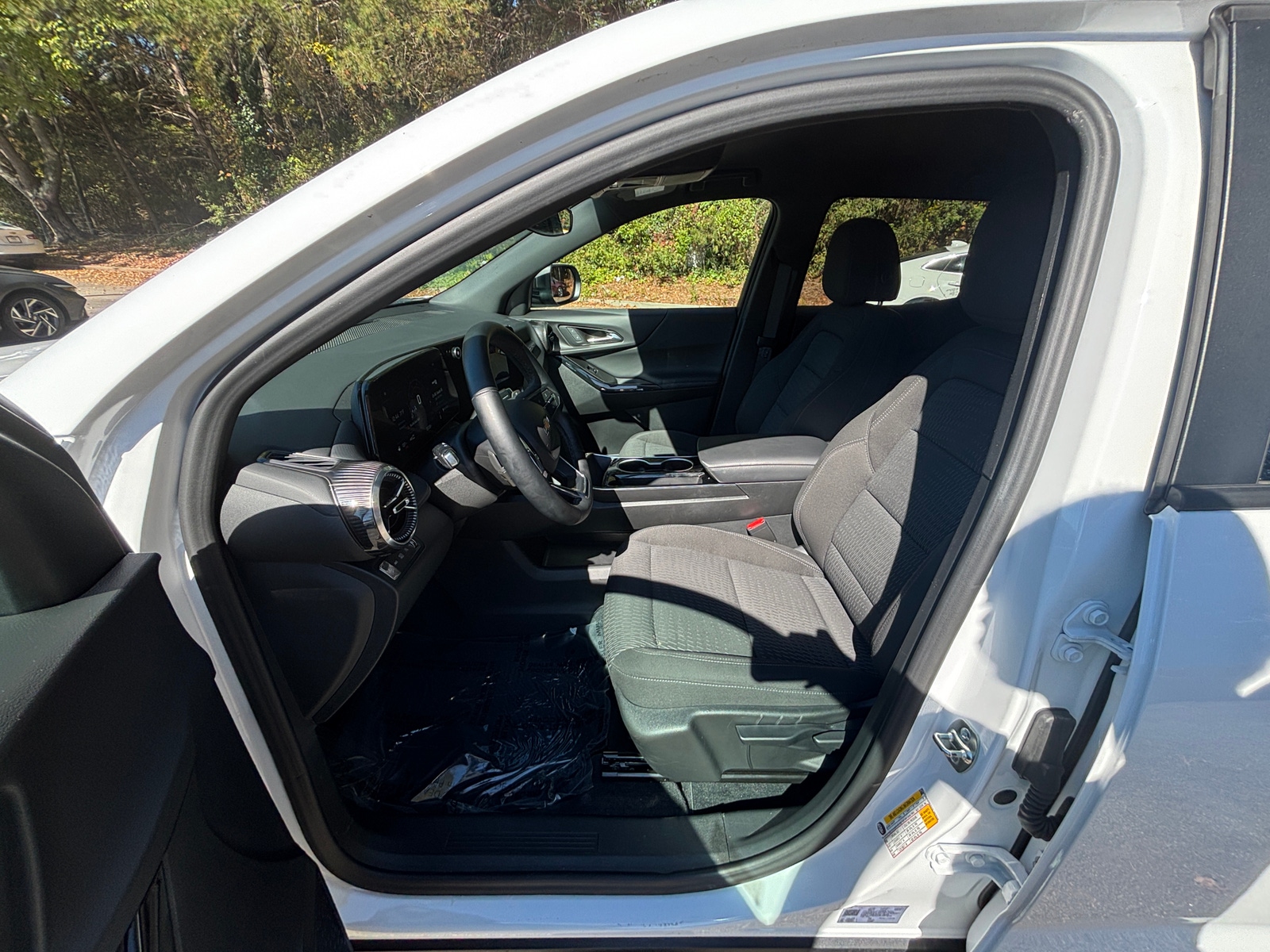 Thumbnail: 2025 Chevrolet Equinox - 2