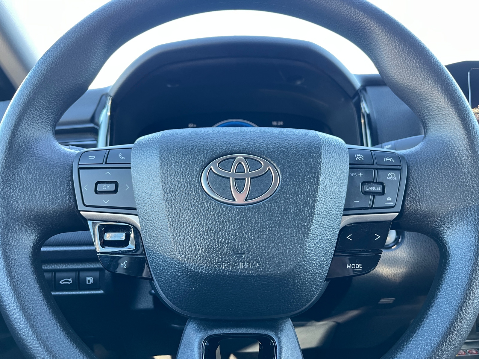 Thumbnail: 2025 Toyota Camry - 5