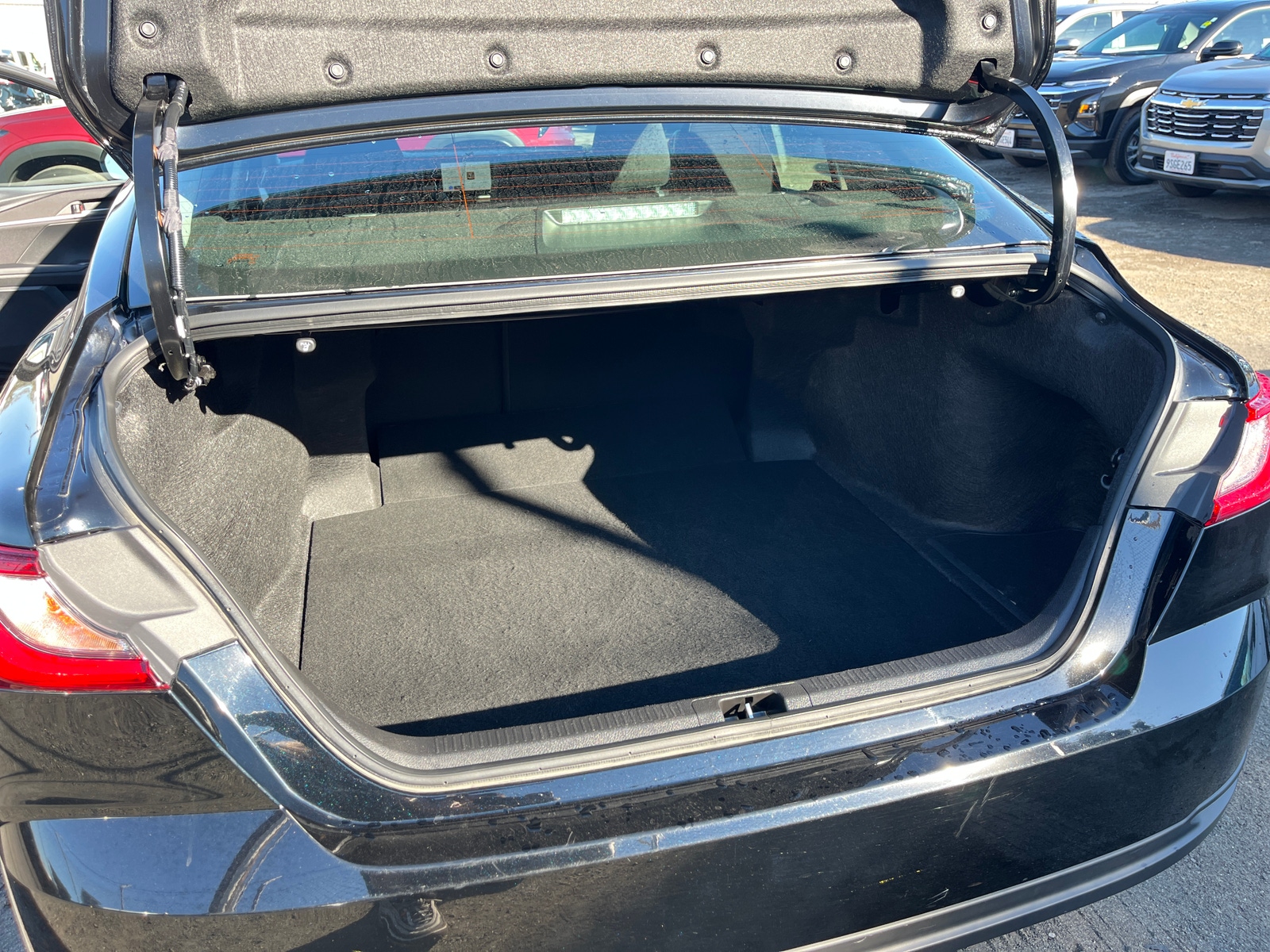 Thumbnail: 2025 Toyota Camry - 6