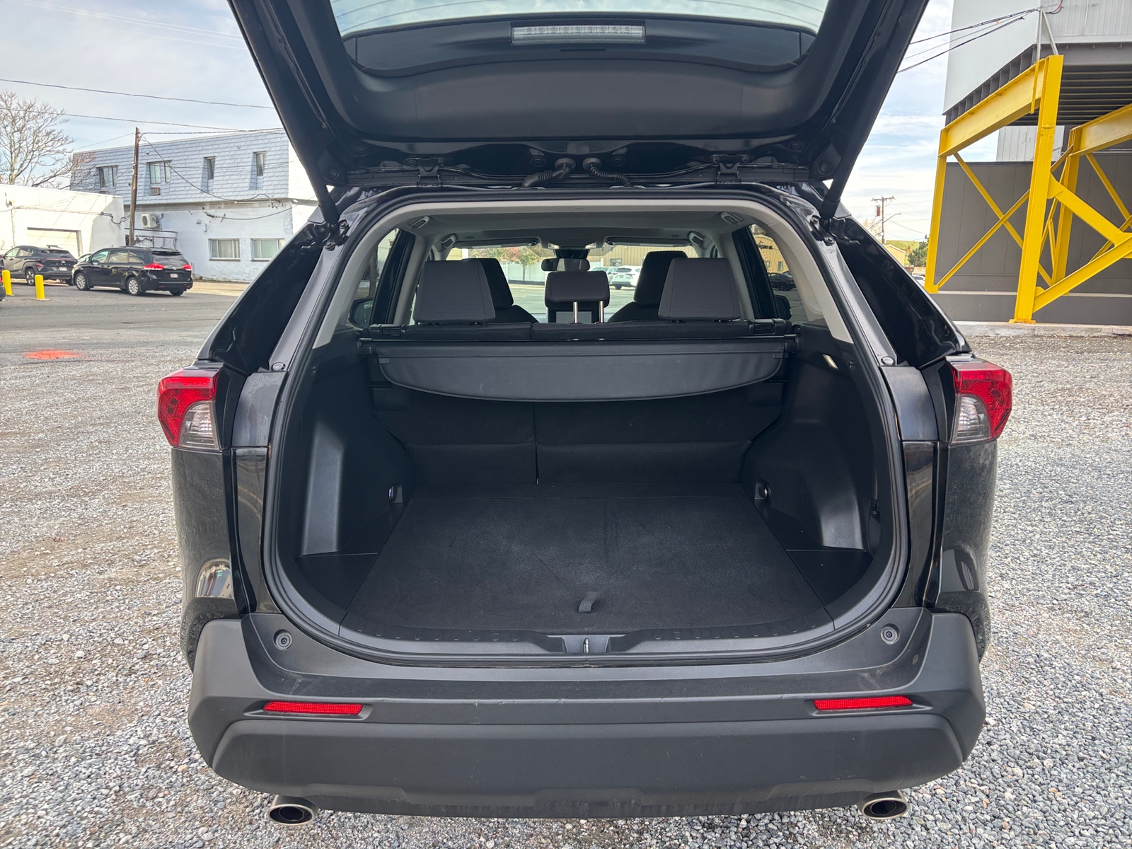 Thumbnail: 2025 Toyota RAV4 - 5