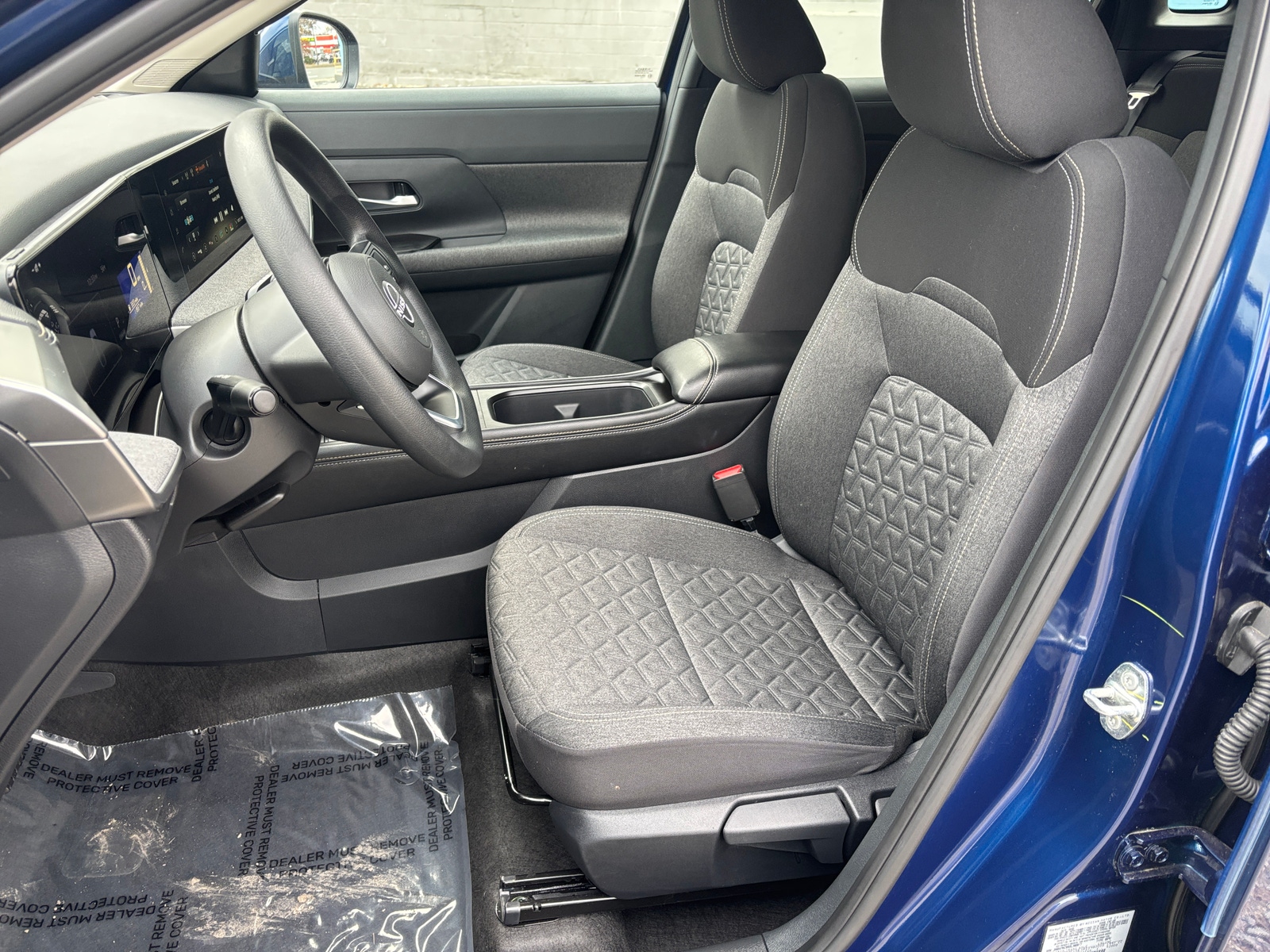 Thumbnail: 2025 Nissan Kicks - 2