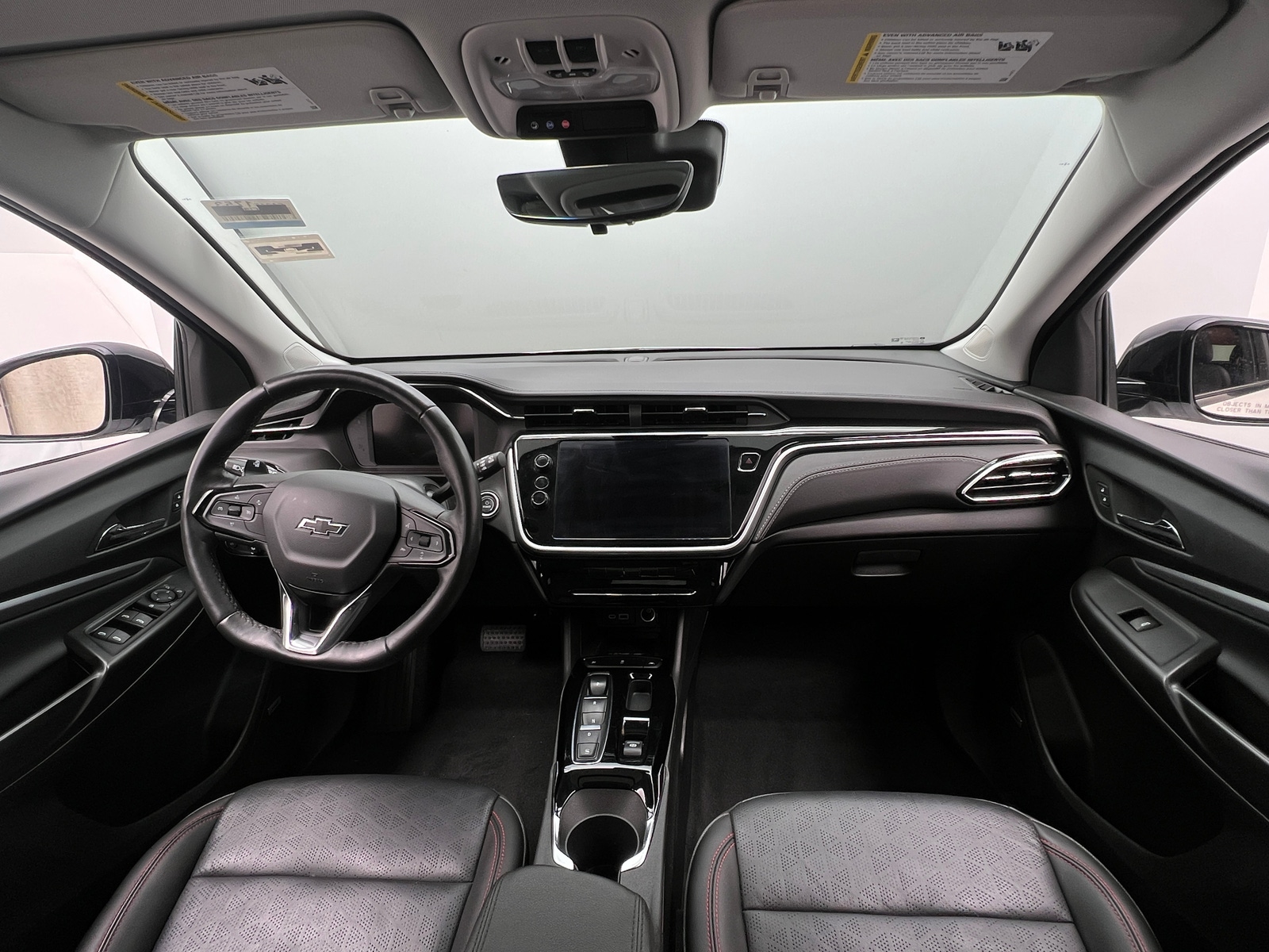 Thumbnail: 2023 Chevrolet Bolt EUV - 2