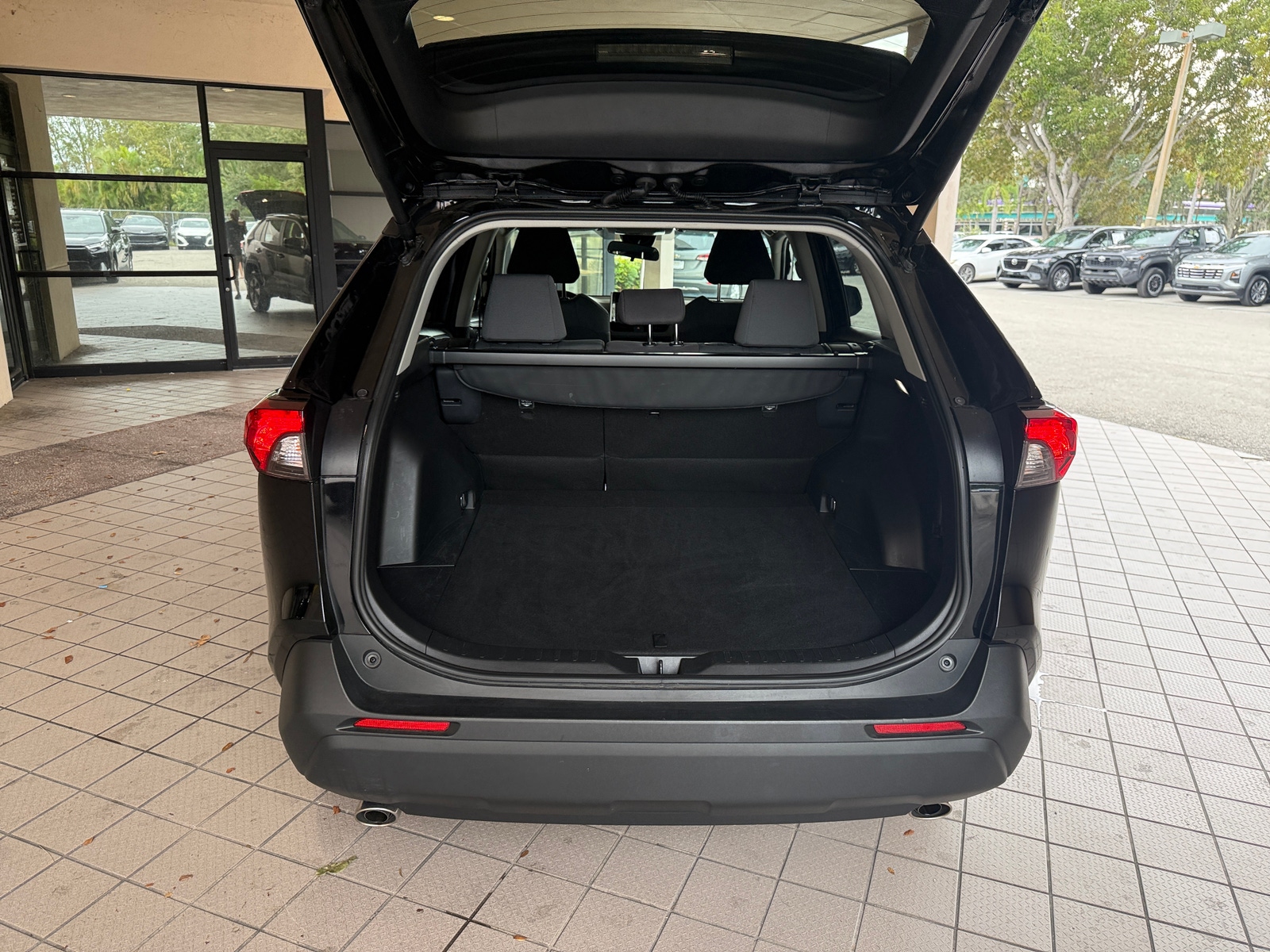 Thumbnail: 2025 Toyota RAV4 - 4