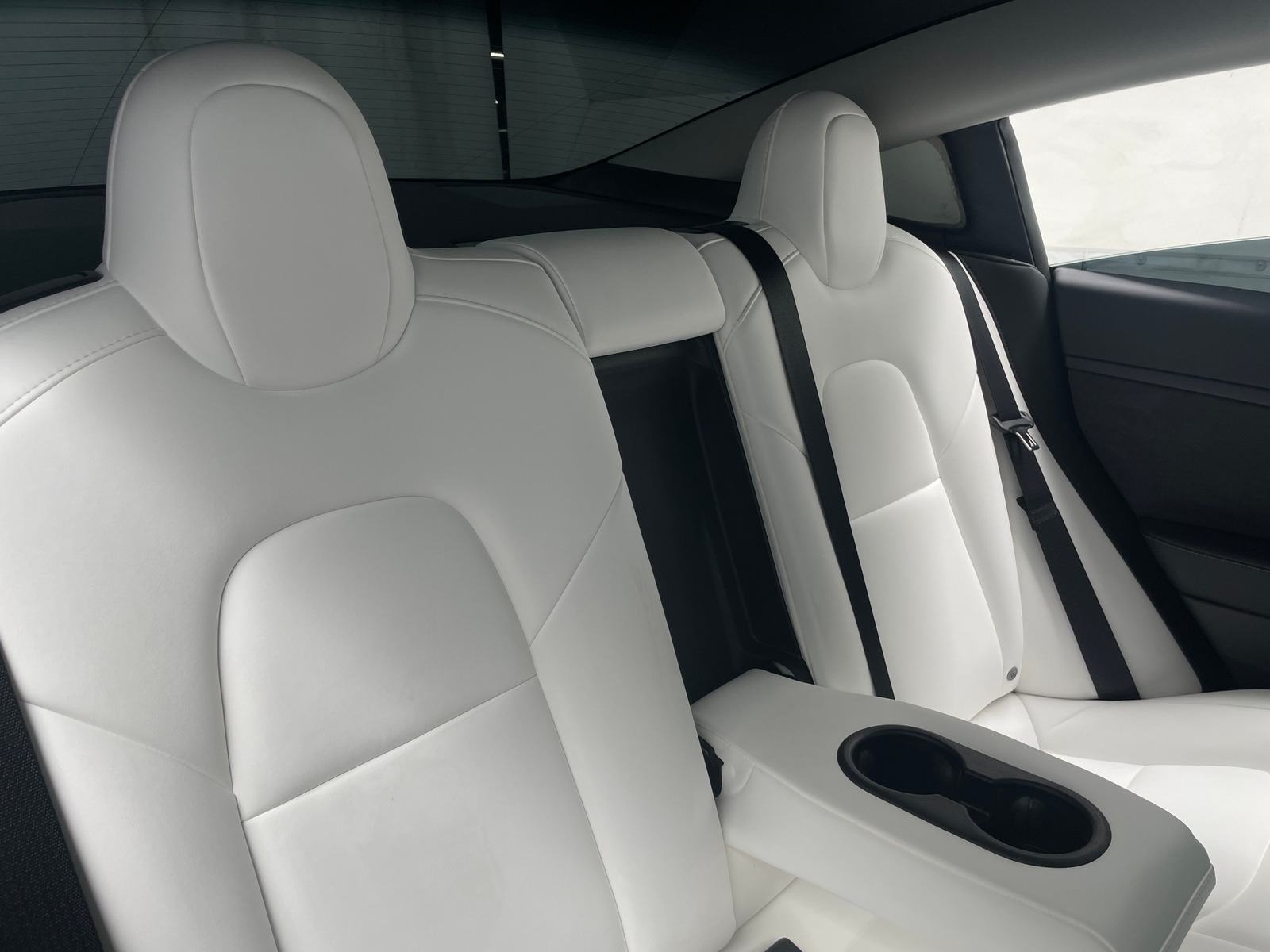 Thumbnail: 2022 Tesla Model 3 - 5