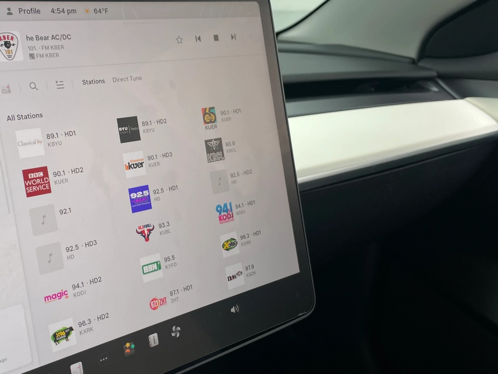 Thumbnail: 2022 Tesla Model 3 - 3