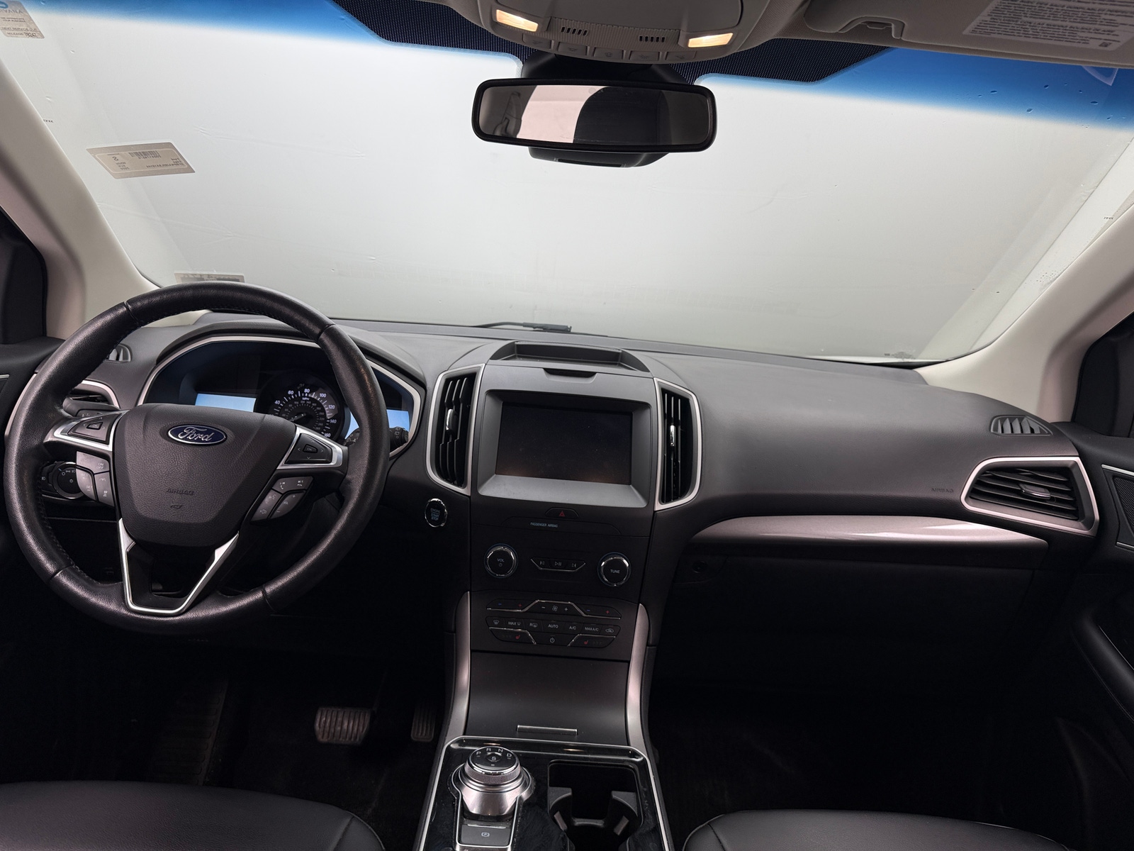 Thumbnail: 2020 Ford Edge - 2