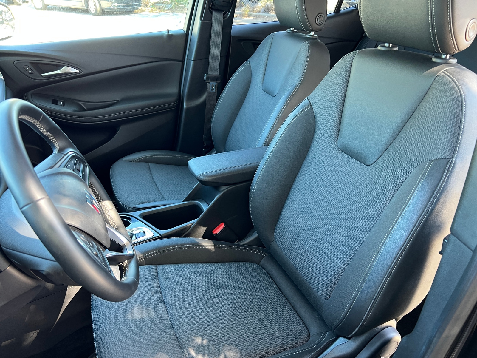 Thumbnail: 2025 Buick Encore GX - 2