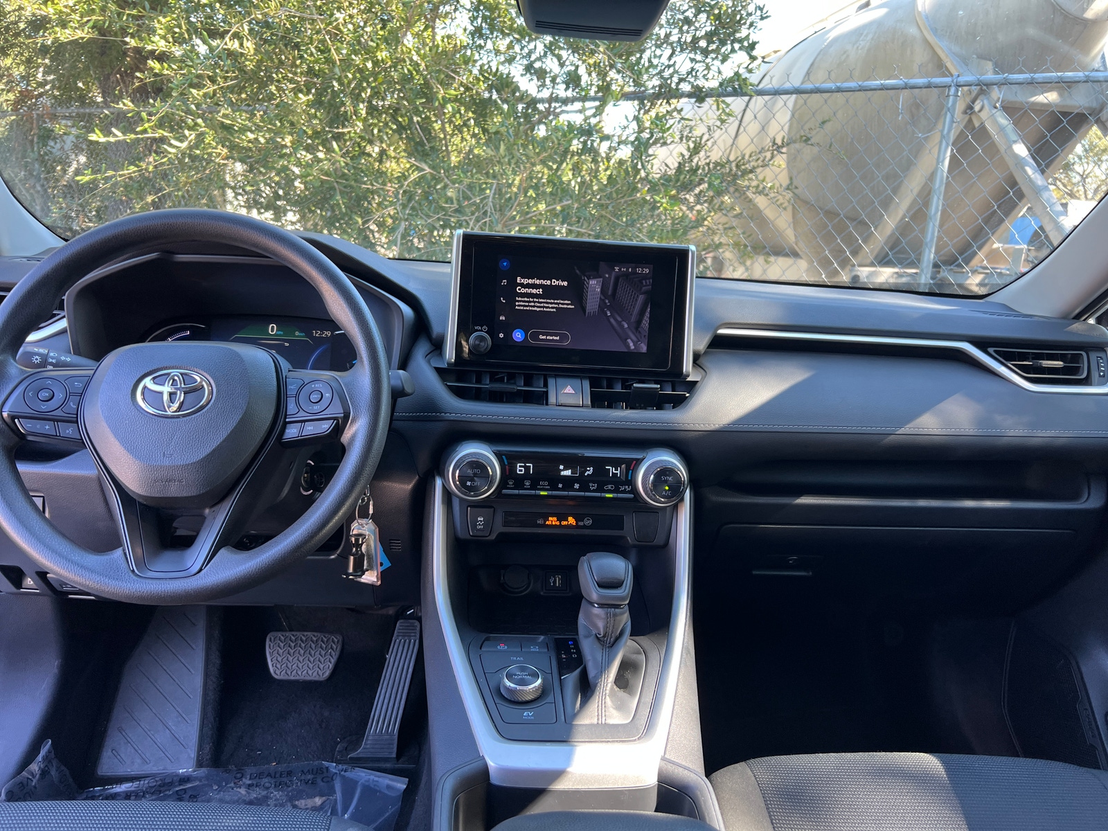 Thumbnail: 2025 Toyota RAV4 - 3