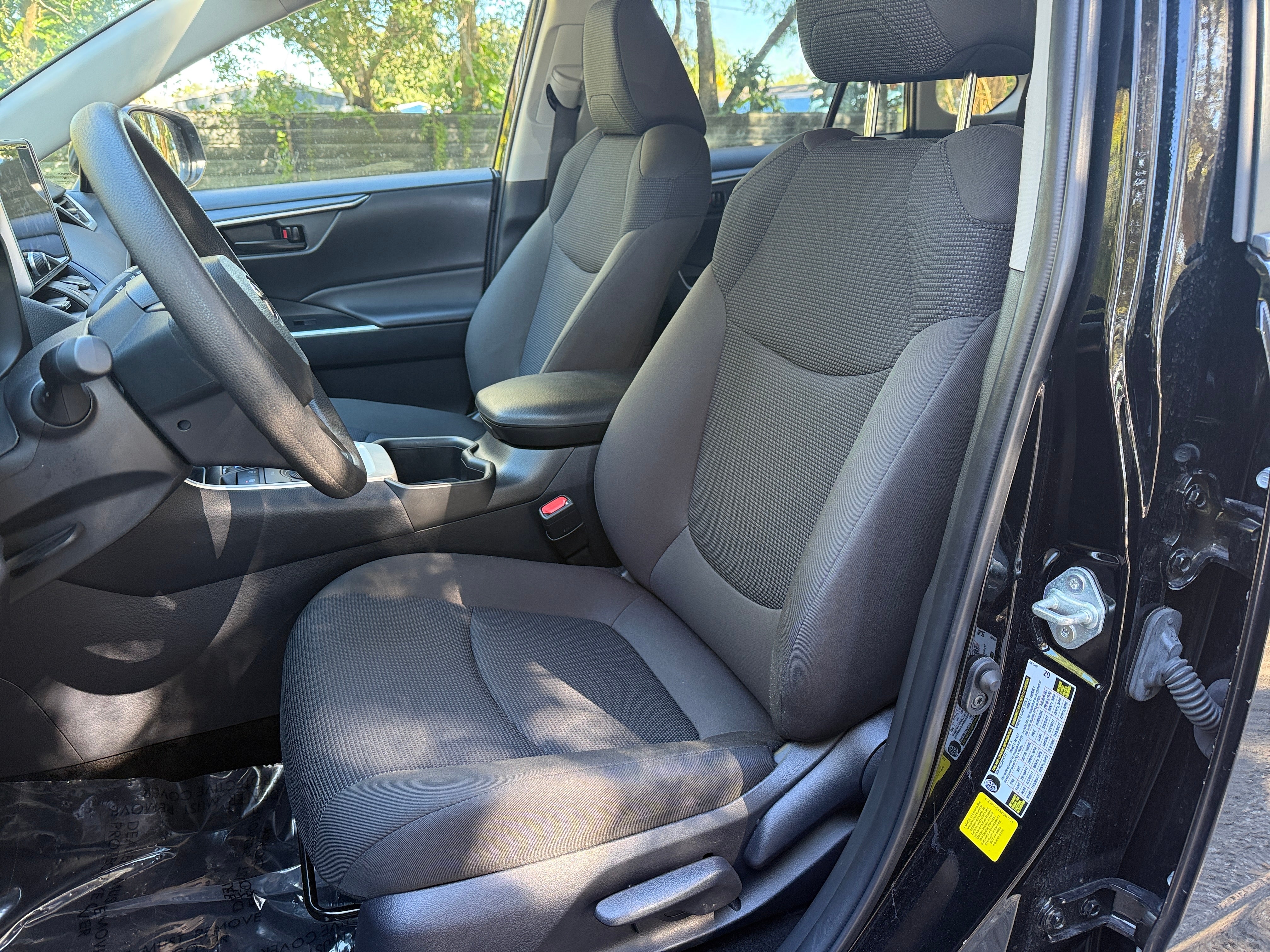 Thumbnail: 2025 Toyota RAV4 - 2