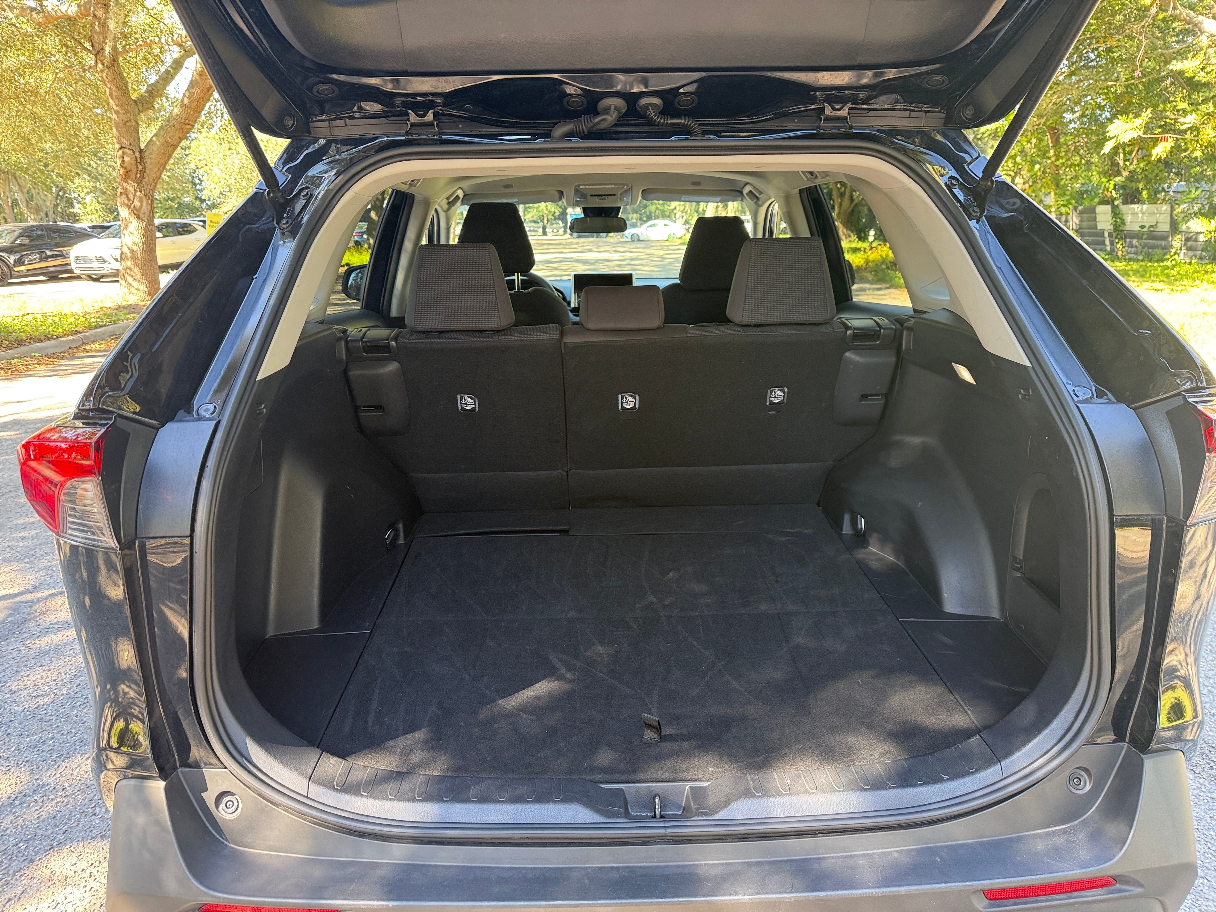 Thumbnail: 2025 Toyota RAV4 - 4