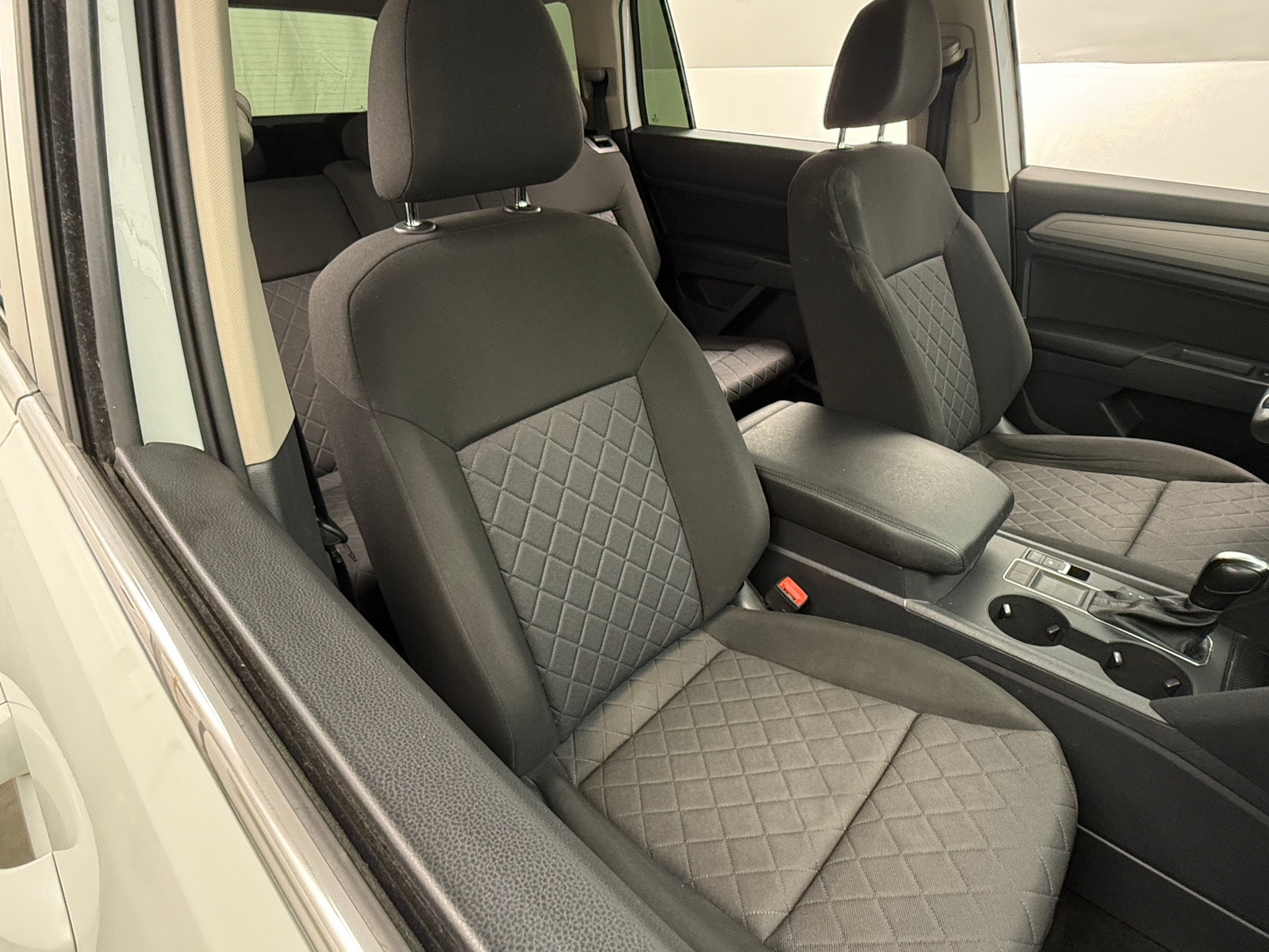 Thumbnail: 2018 Volkswagen Atlas - 2