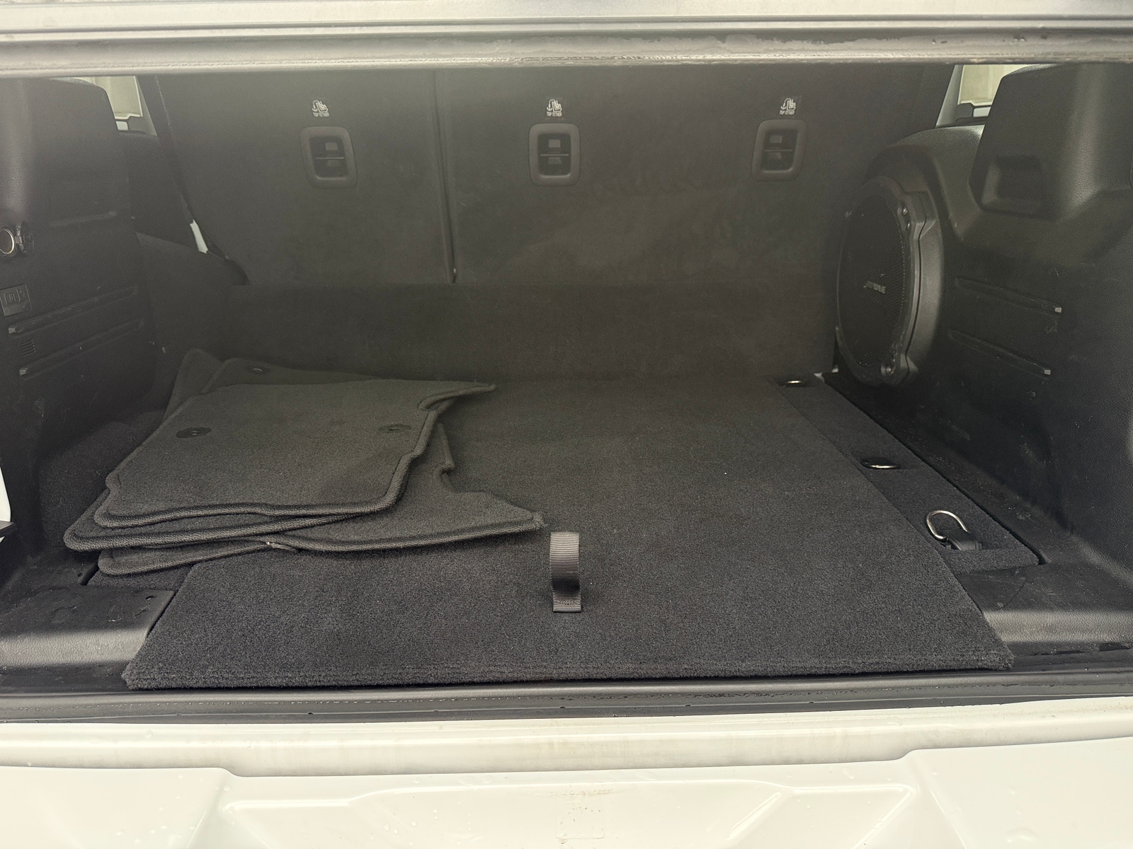 Thumbnail: 2022 Jeep Wrangler - 6