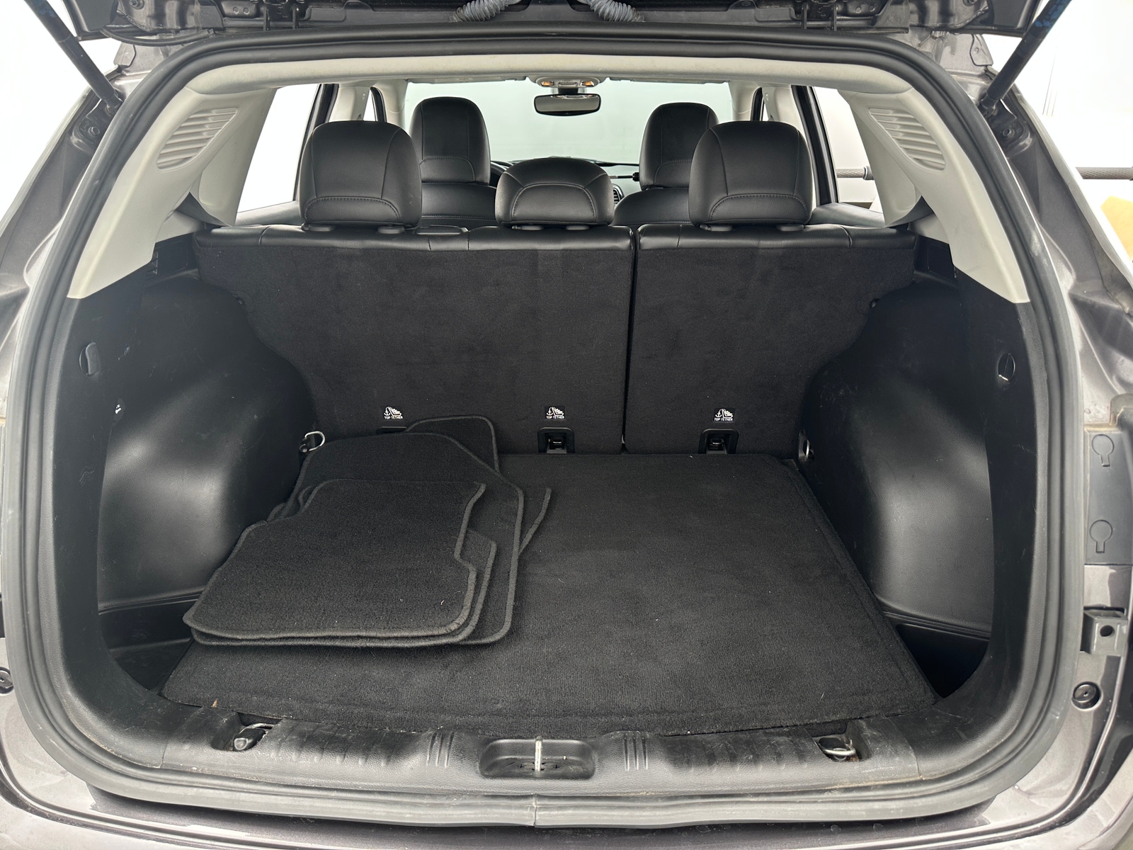 Thumbnail: 2019 Jeep Compass - 6