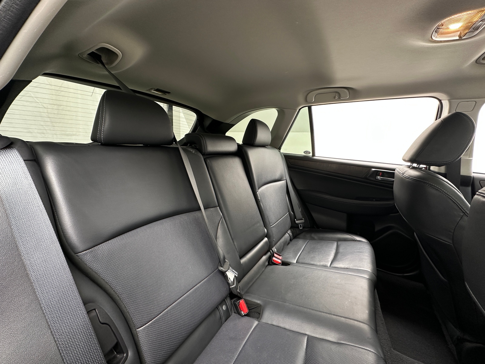 Thumbnail: 2016 Subaru Outback - 5