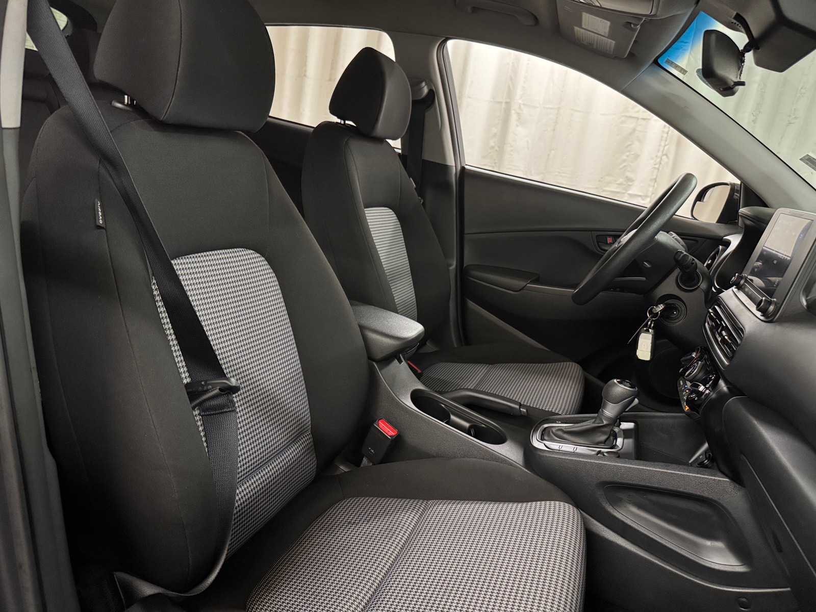 Thumbnail: 2022 Hyundai Kona - 2