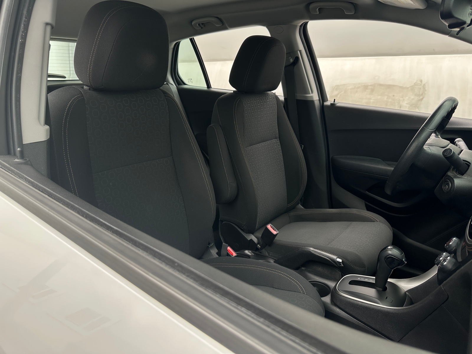 Thumbnail: 2019 Chevrolet Trax - 2