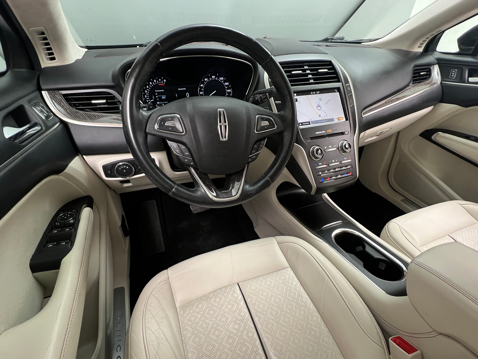 Thumbnail: 2019 Lincoln MKC - 2