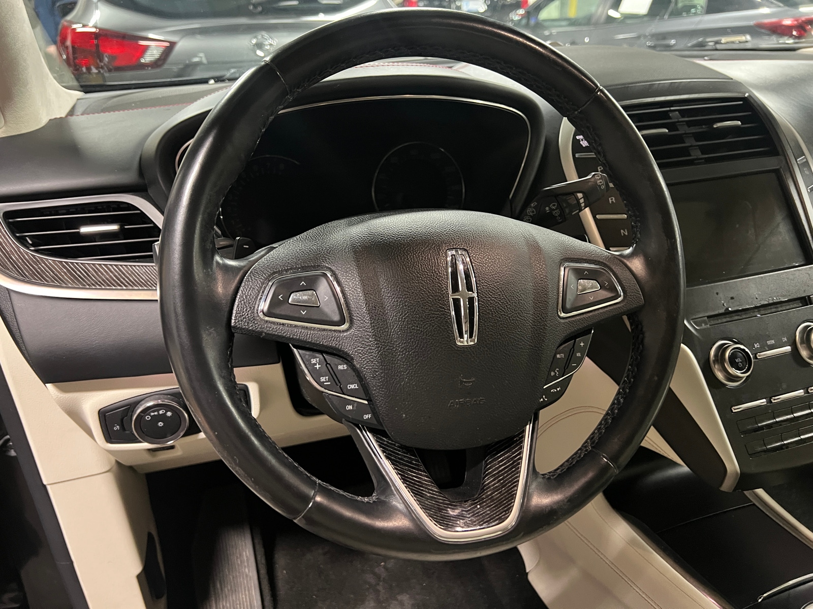 Thumbnail: 2019 Lincoln MKC - 4