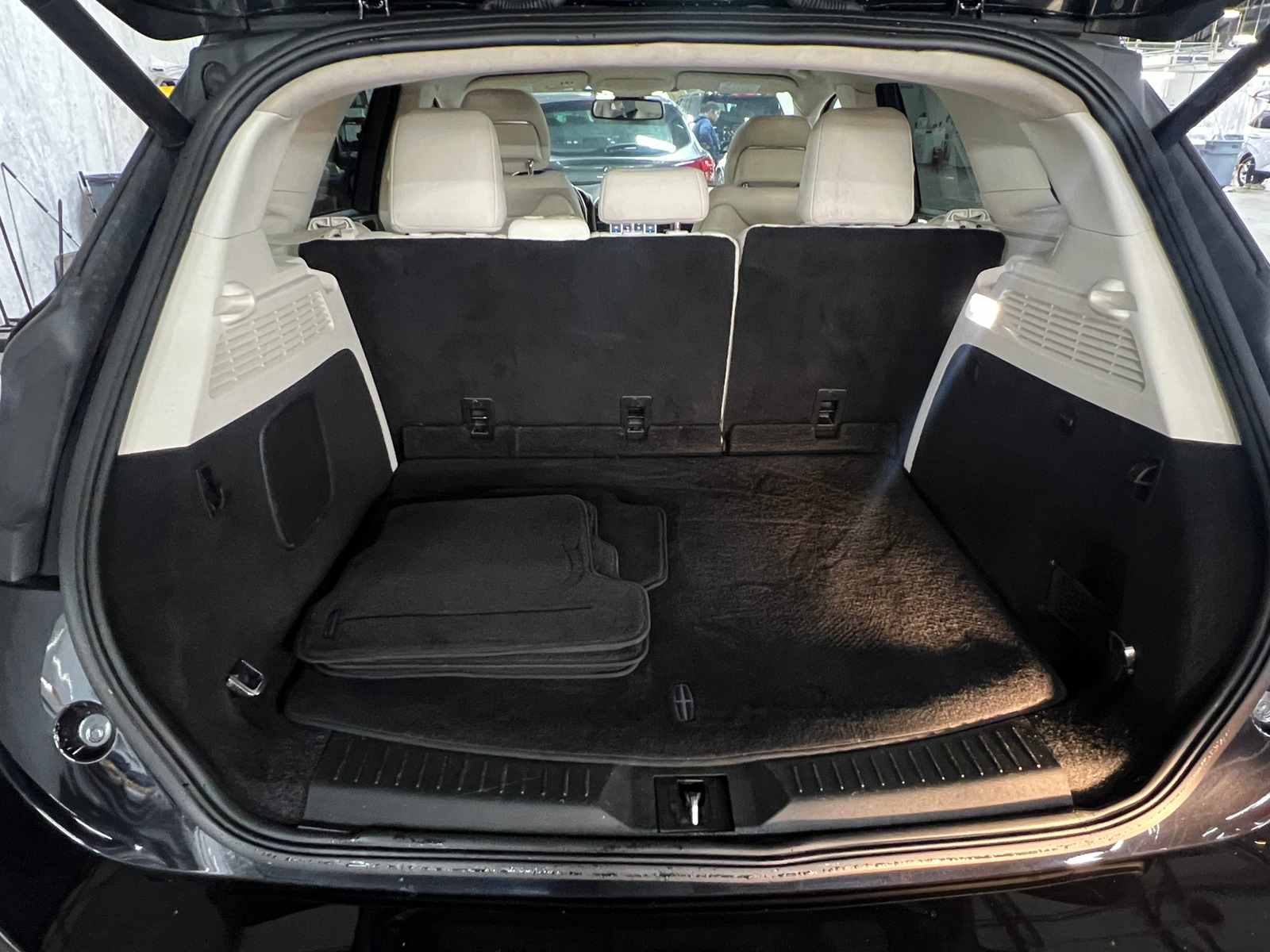 Thumbnail: 2019 Lincoln MKC - 6