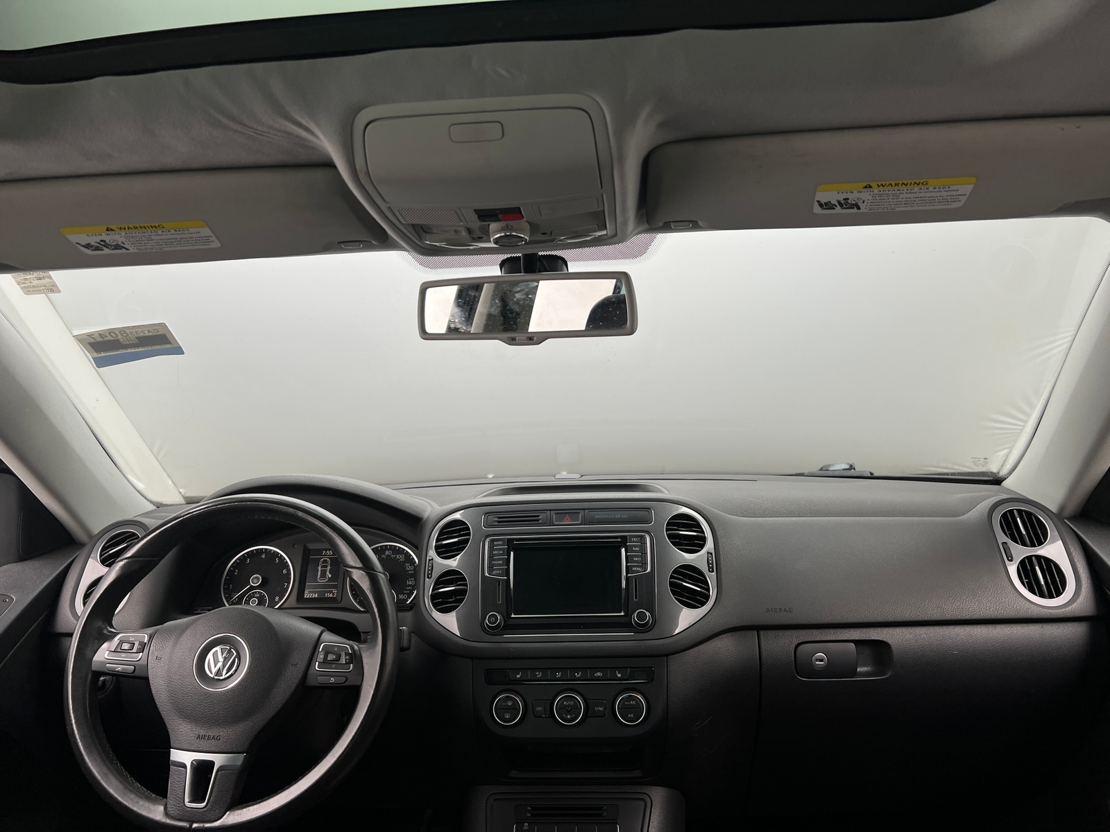 Thumbnail: 2017 Volkswagen Tiguan - 2