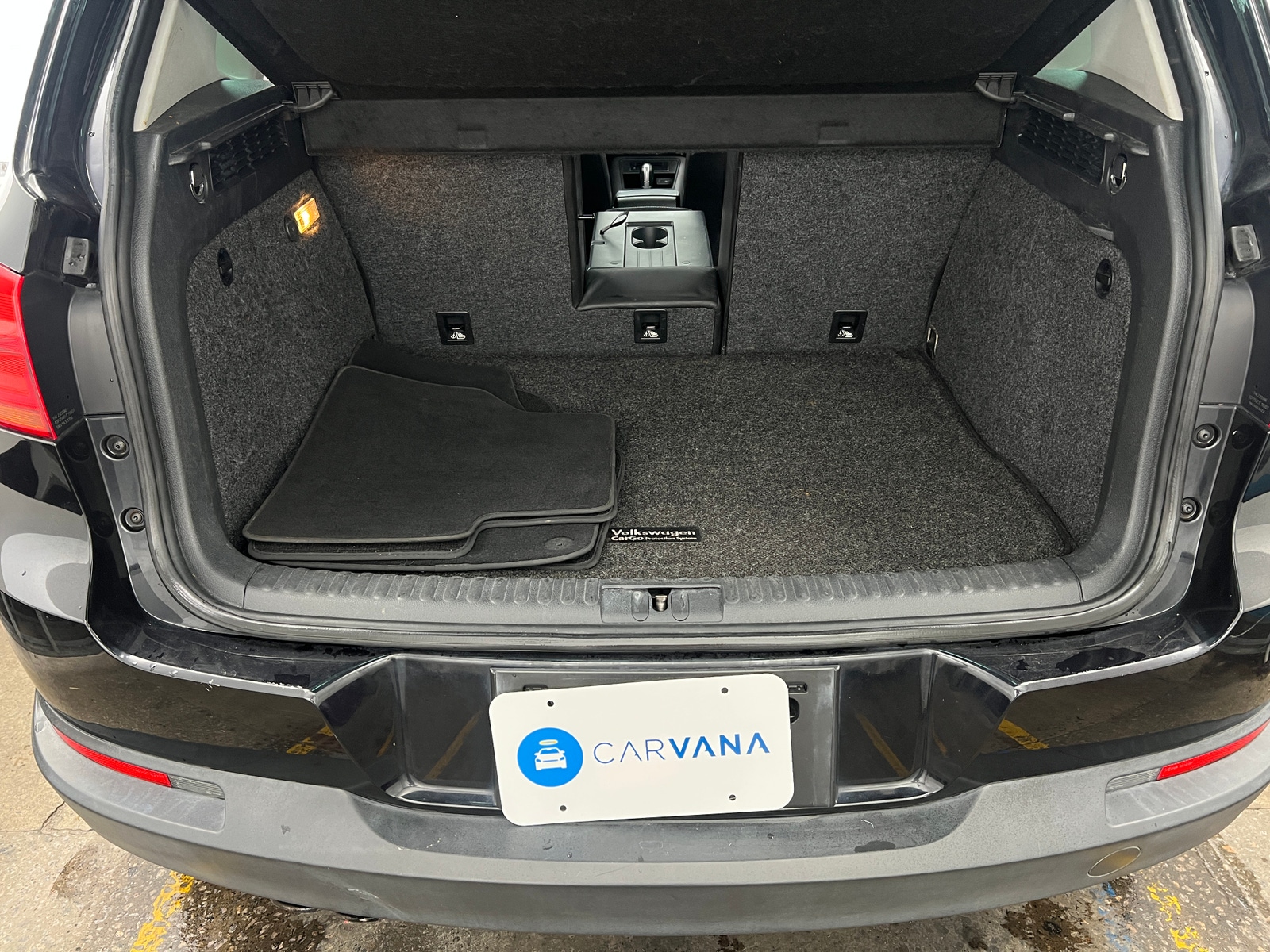 Thumbnail: 2017 Volkswagen Tiguan - 6