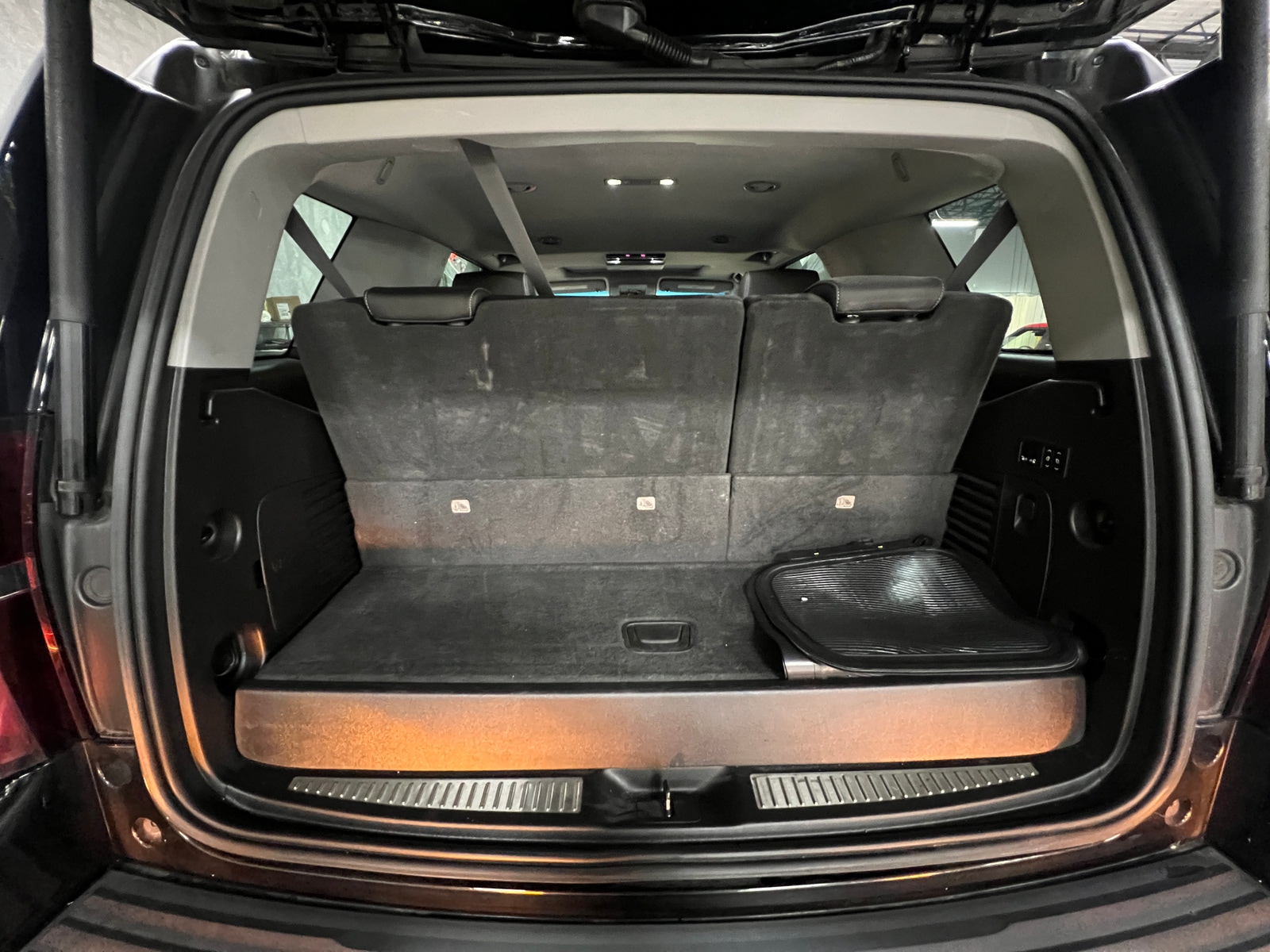 Thumbnail: 2018 Chevrolet Tahoe - 6