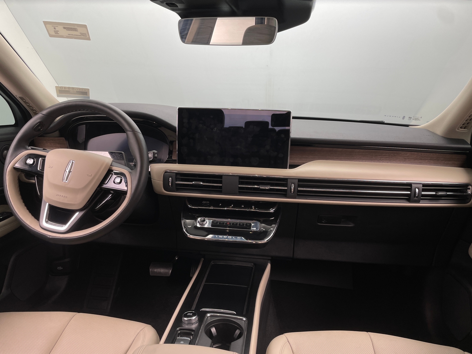 Thumbnail: 2025 Lincoln Corsair - 2