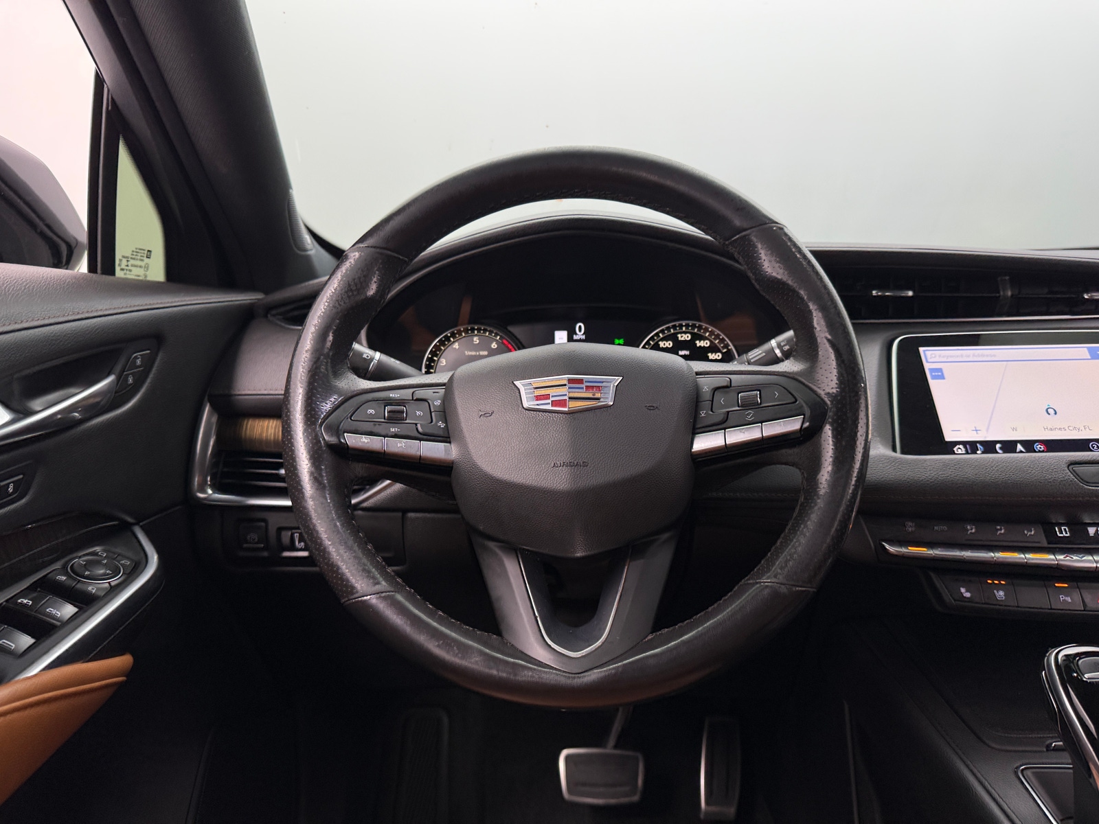 Thumbnail: 2020 Cadillac XT4 - 4