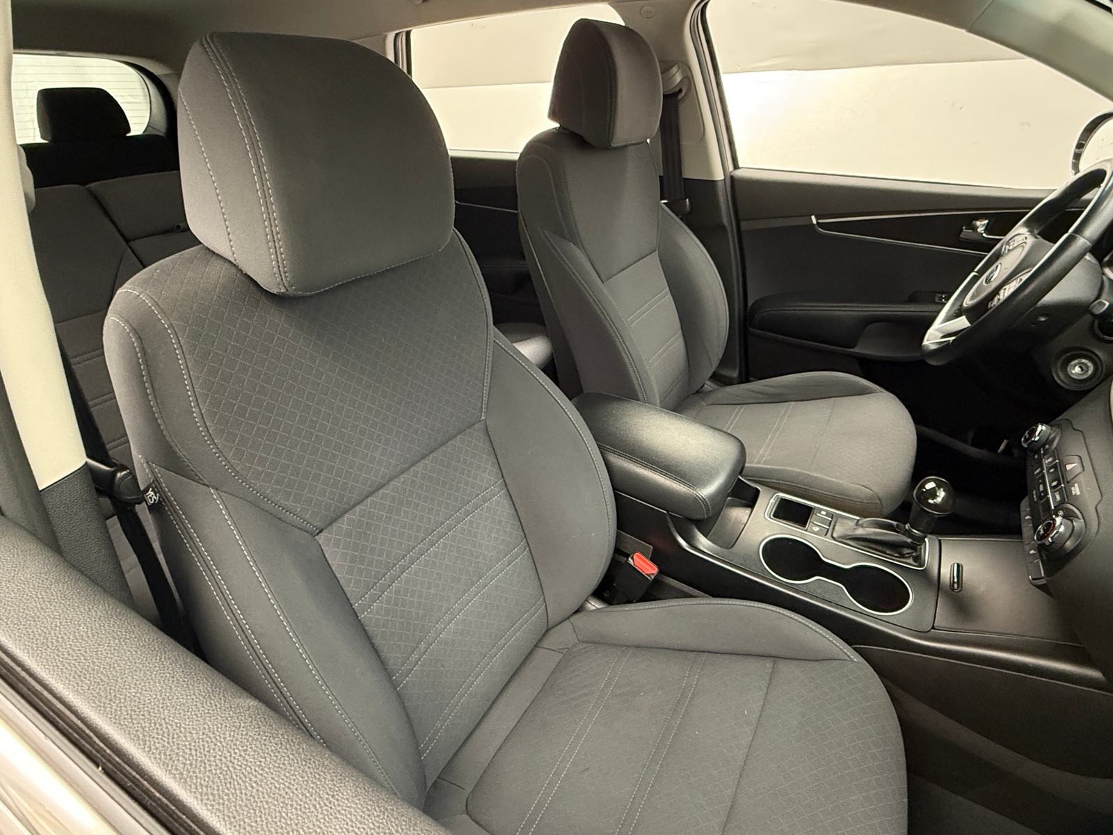 Thumbnail: 2017 Kia Sorento - 2