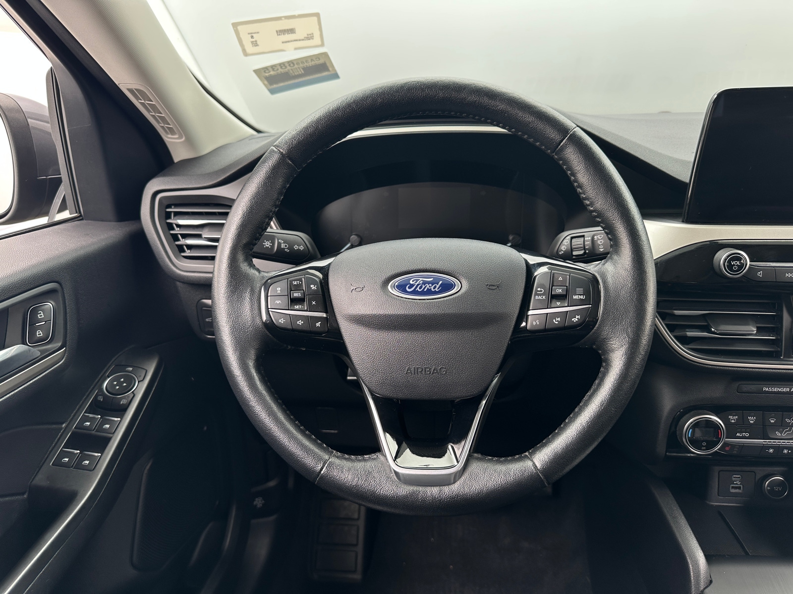 Thumbnail: 2021 Ford Escape - 4