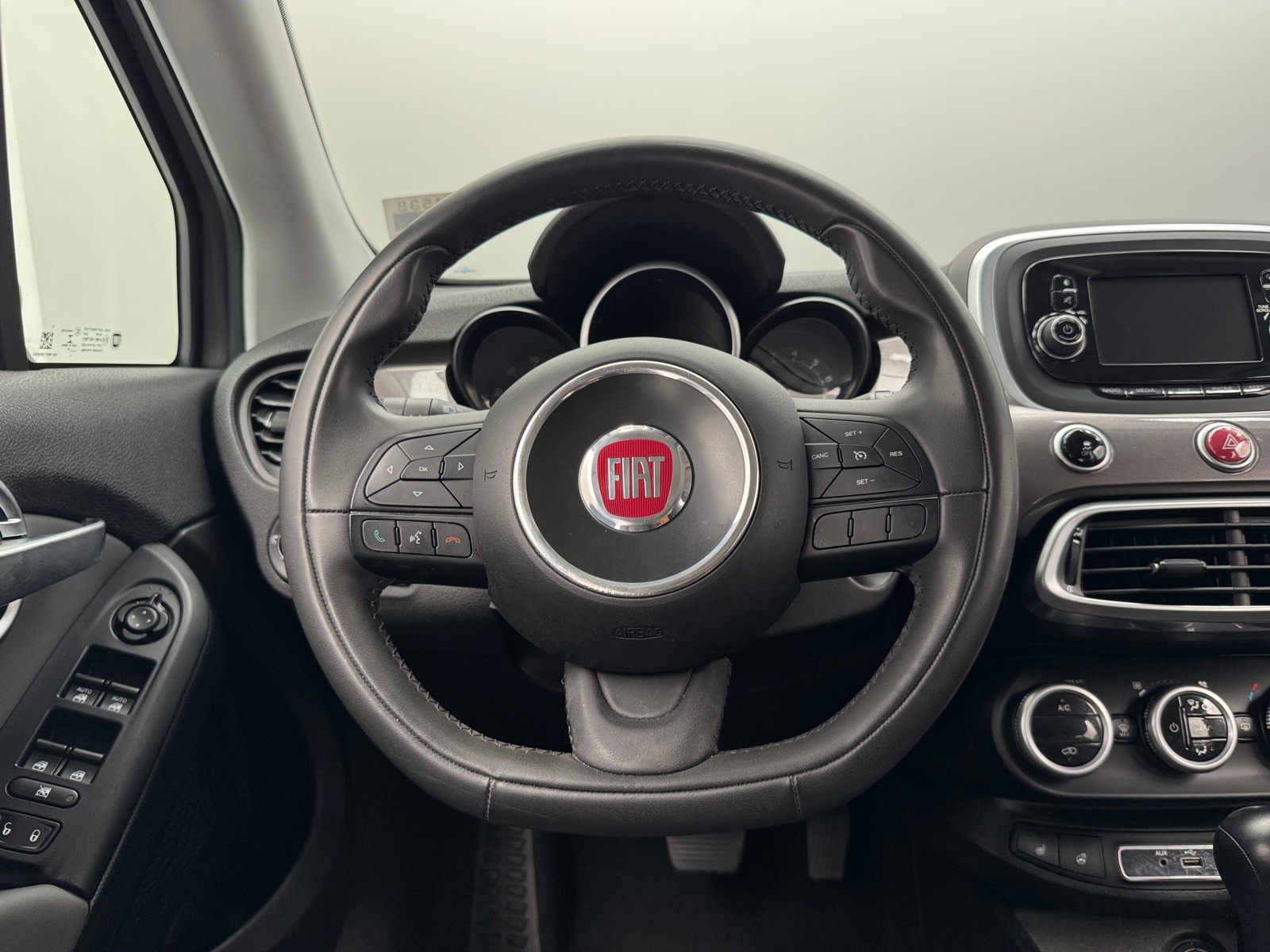 Thumbnail: 2016 Fiat 500X - 5