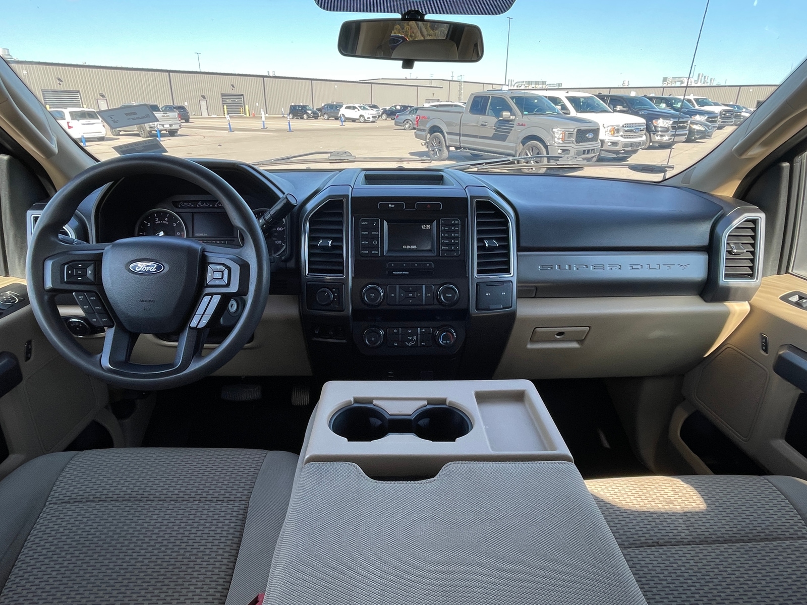 Thumbnail: 2019 Ford Econoline - 3