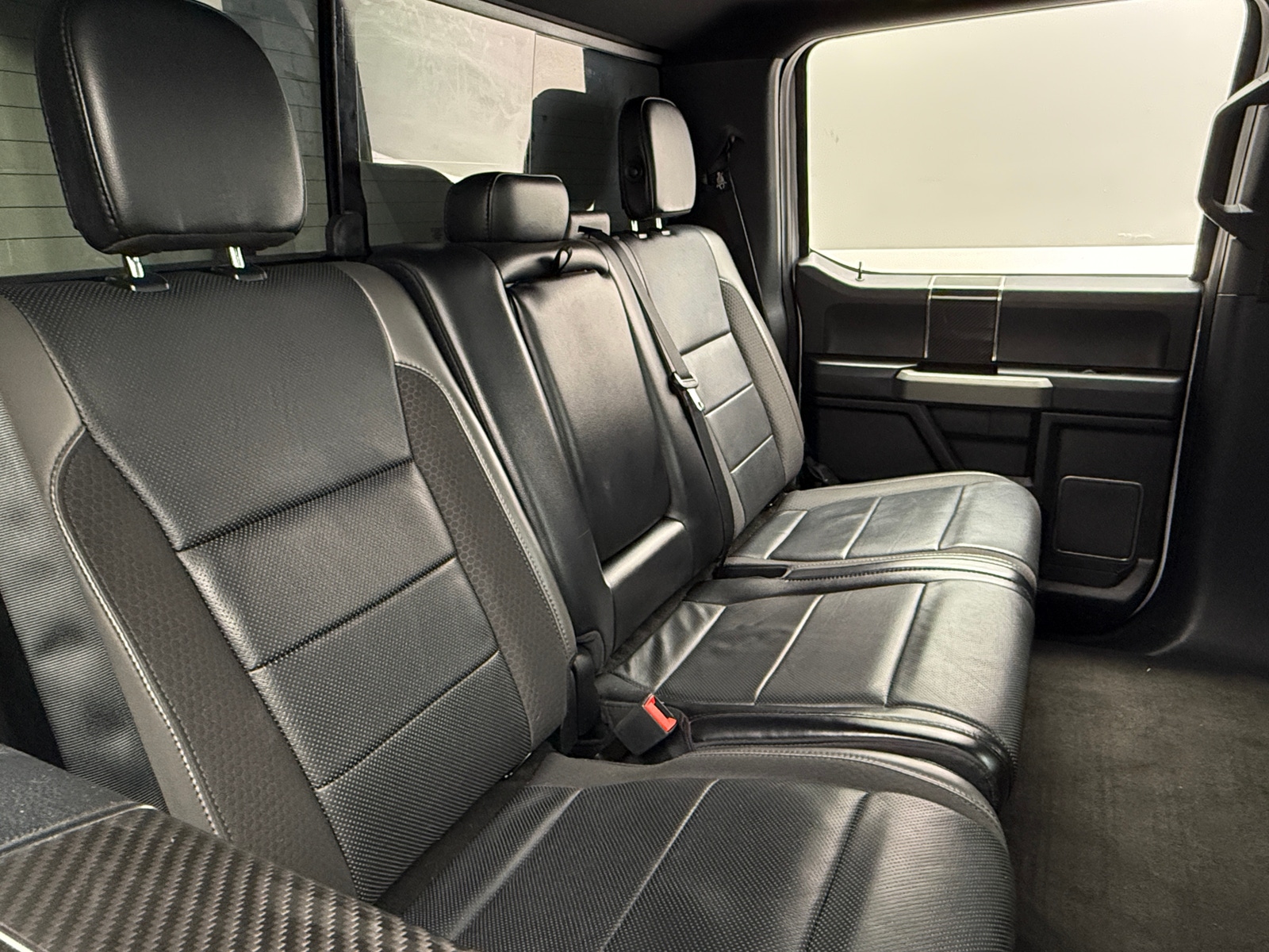 Thumbnail: 2019 Ford Econoline - 6