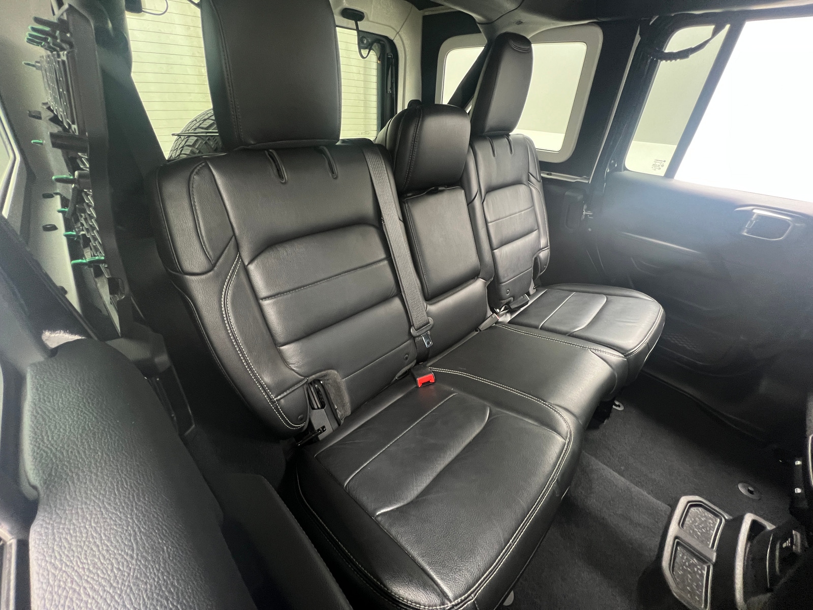 Thumbnail: 2019 Jeep Wrangler - 5